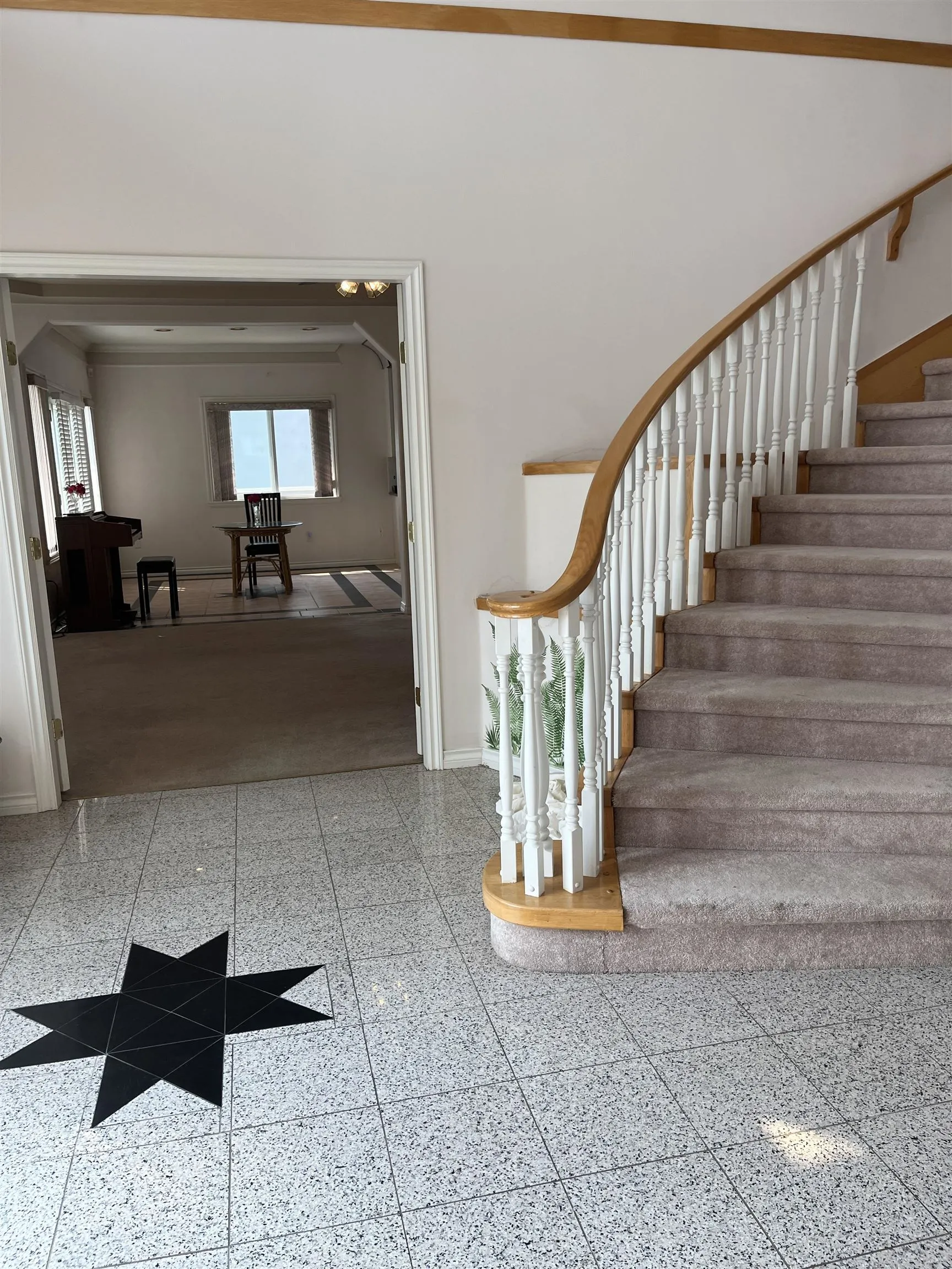 3147 Silverthrone Drive