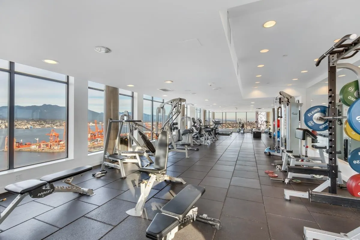 1403 108 W Cordova Street