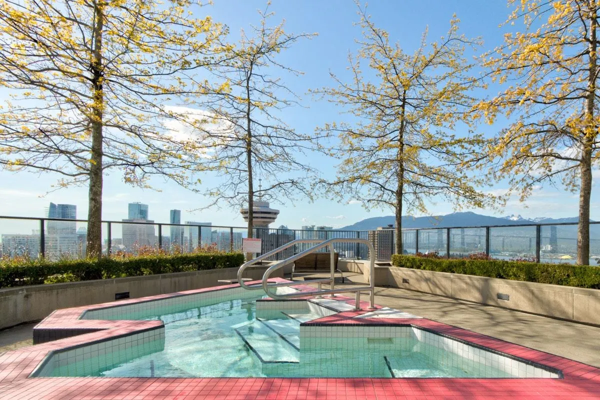 1403 108 W Cordova Street