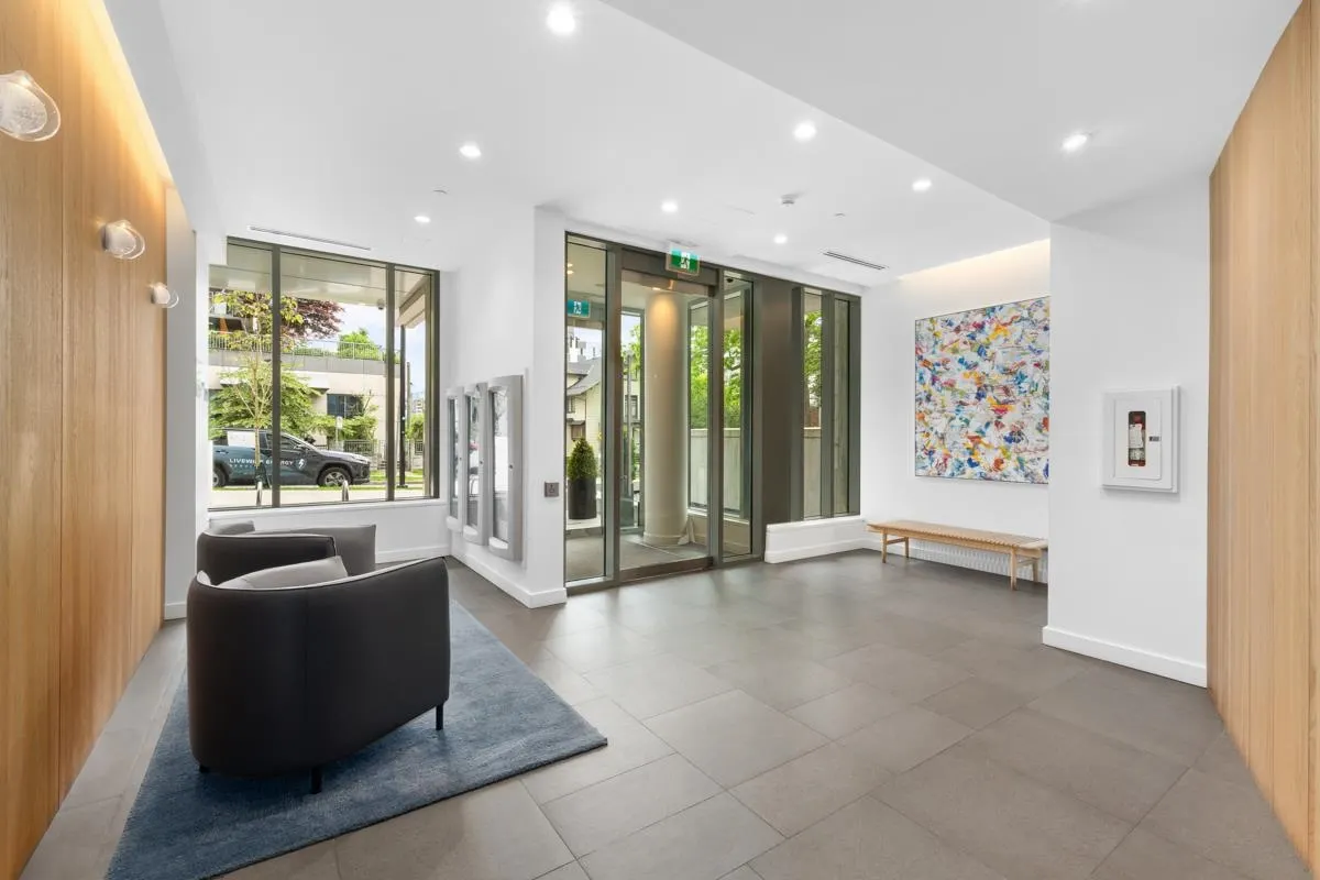 1105 1180 Broughton Street