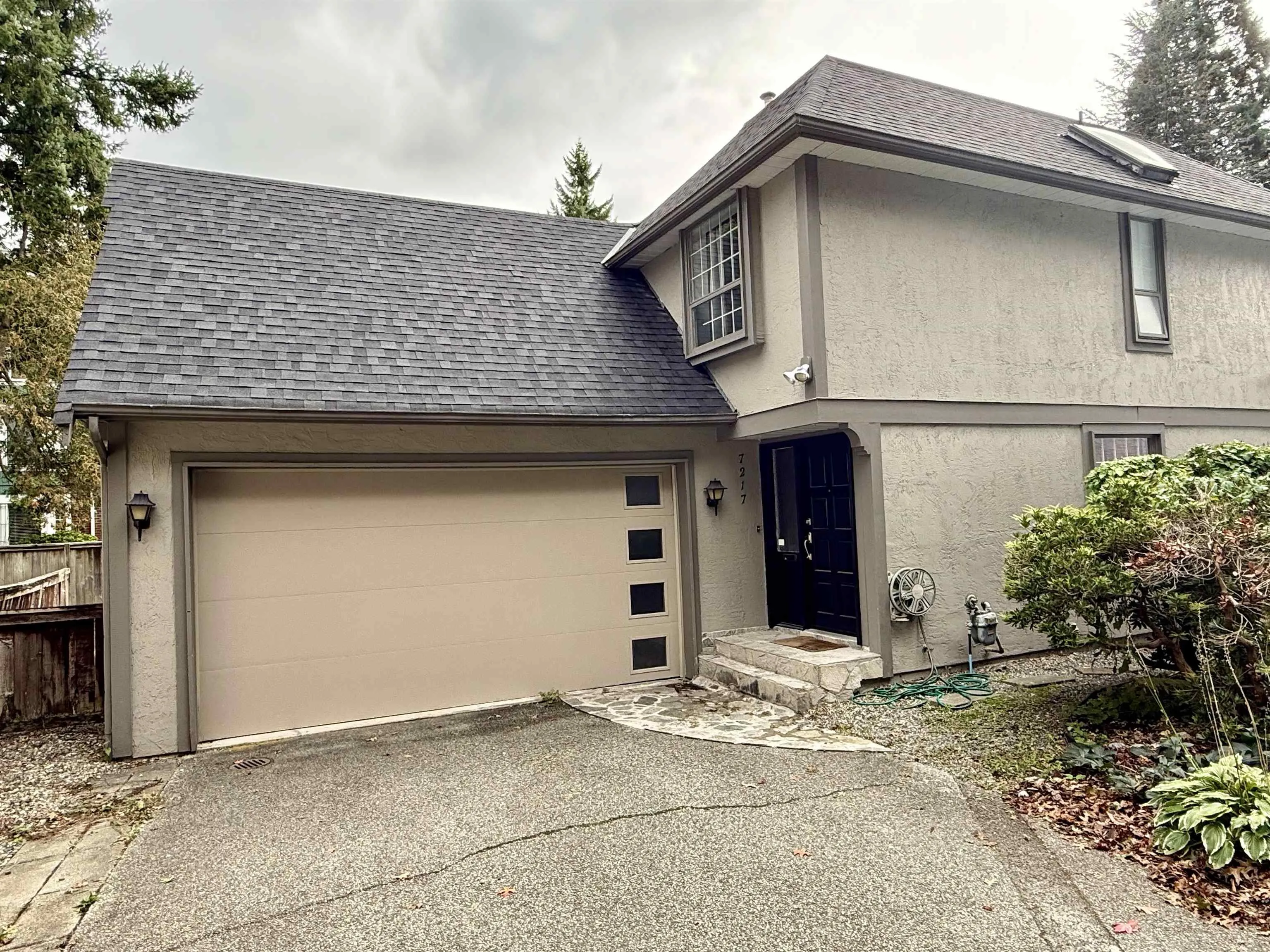 7217 Bridlewood Court