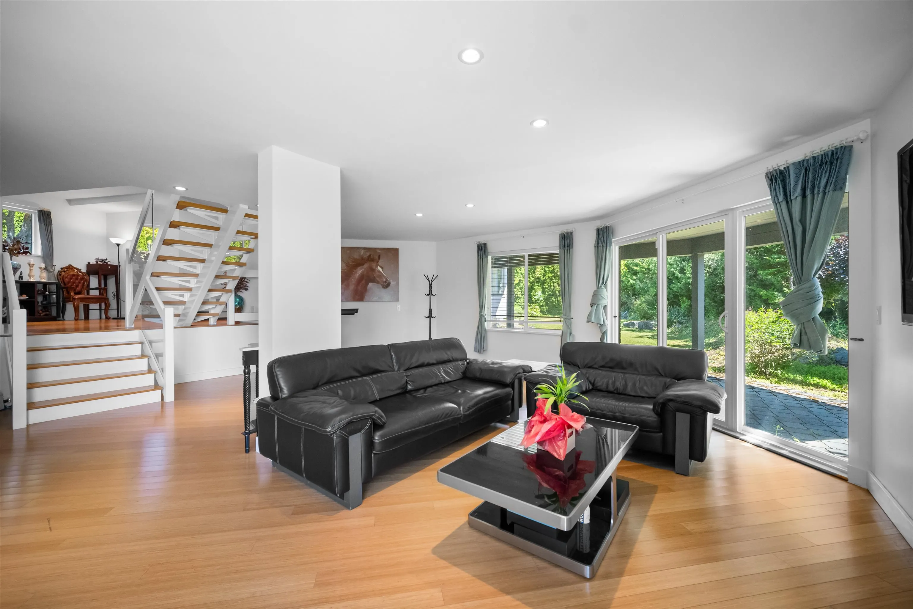 4246 Rockridge Road