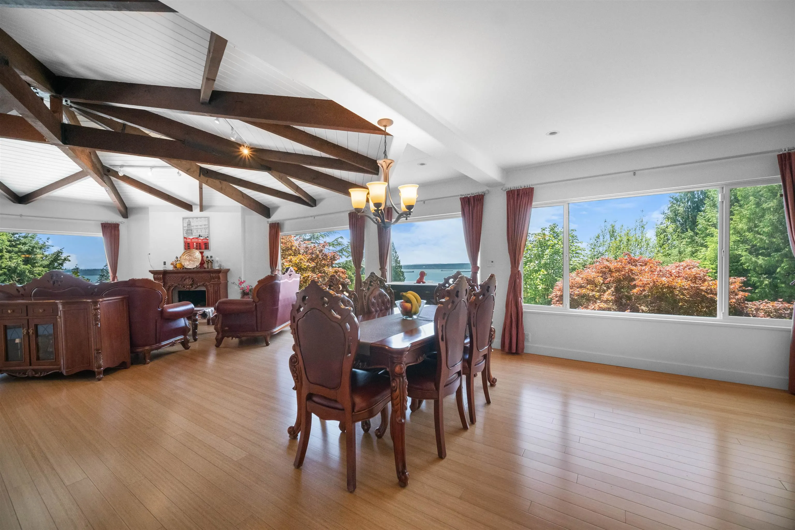 4246 Rockridge Road