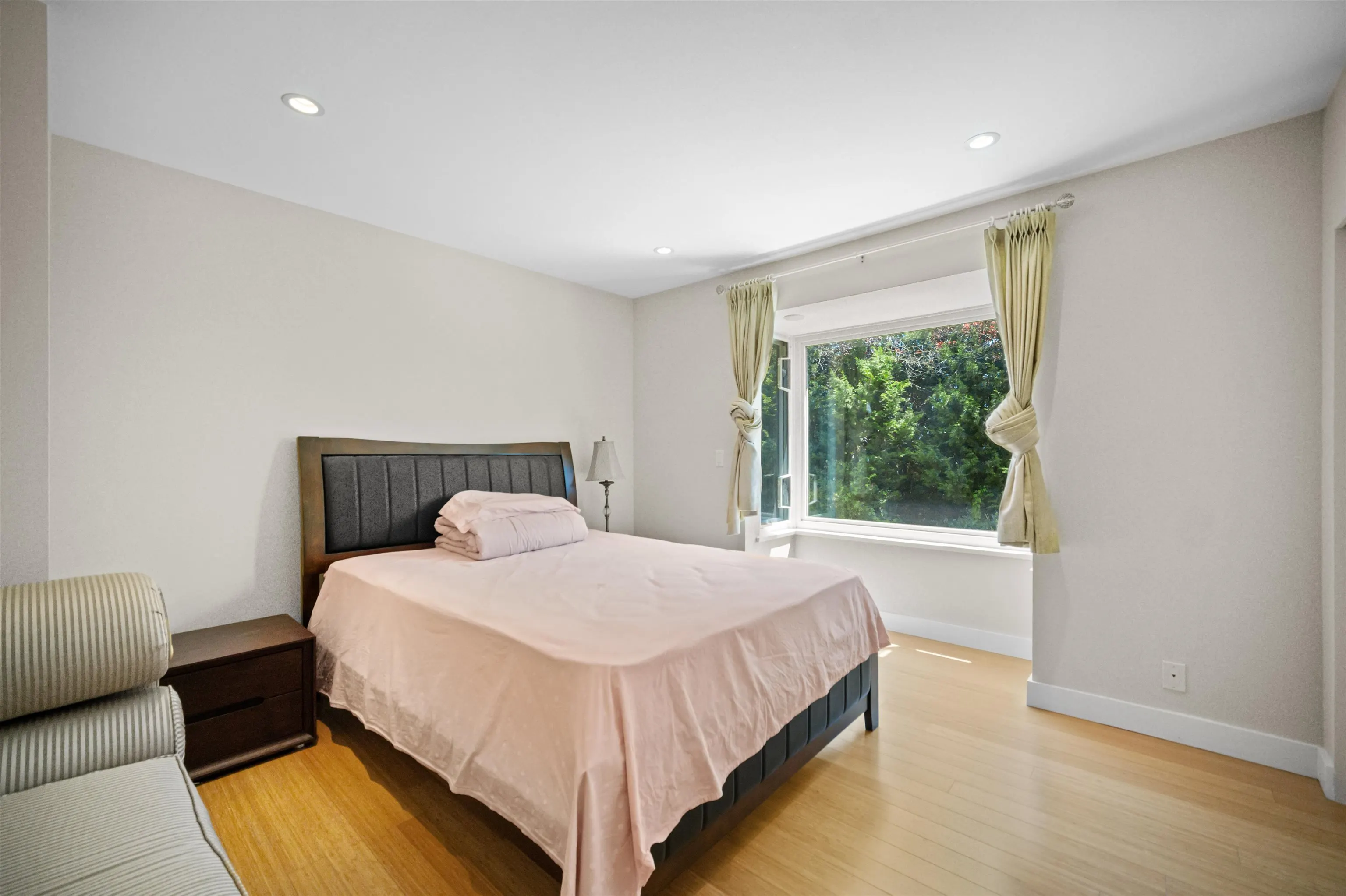 4246 Rockridge Road