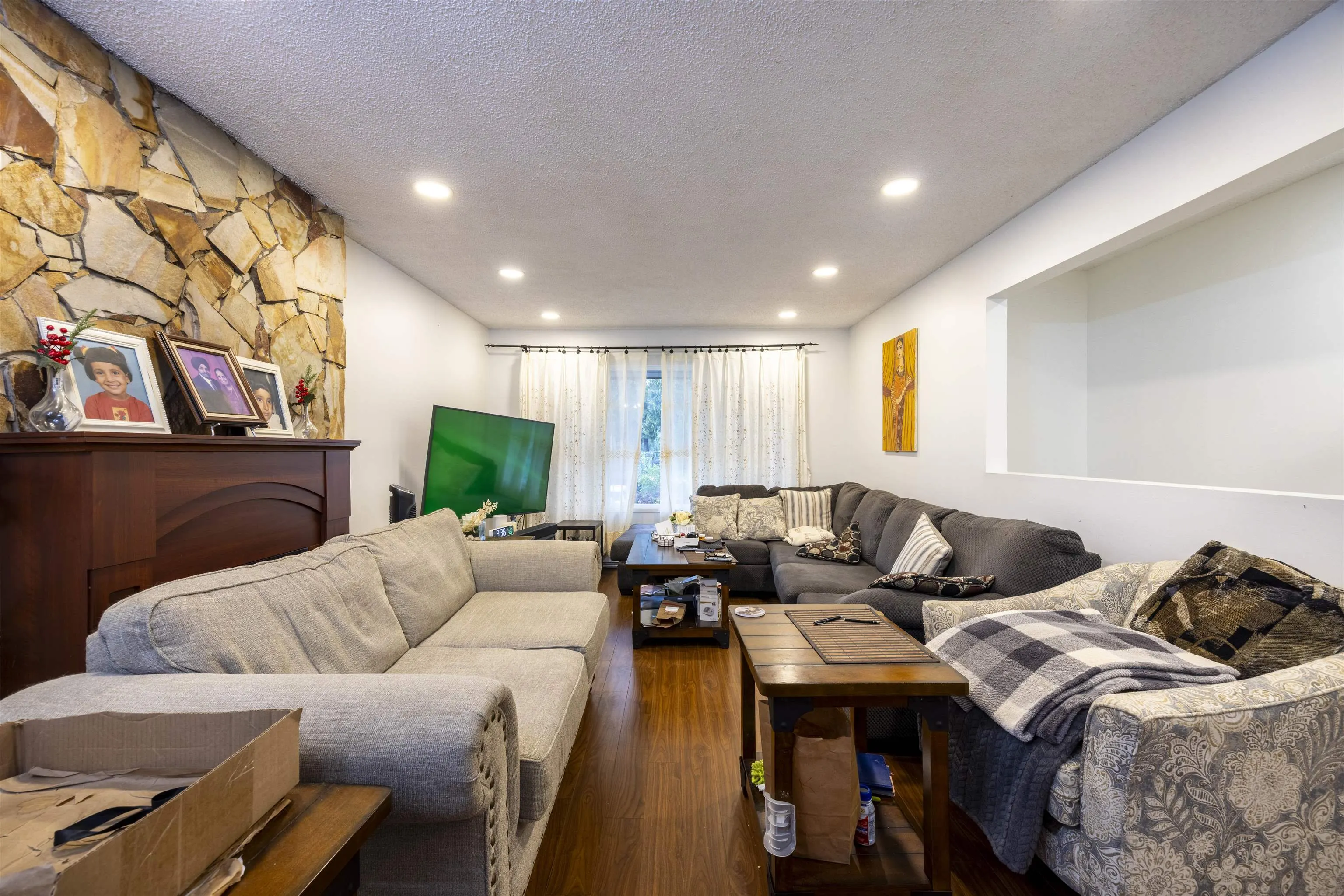 11820 Staples Crescent