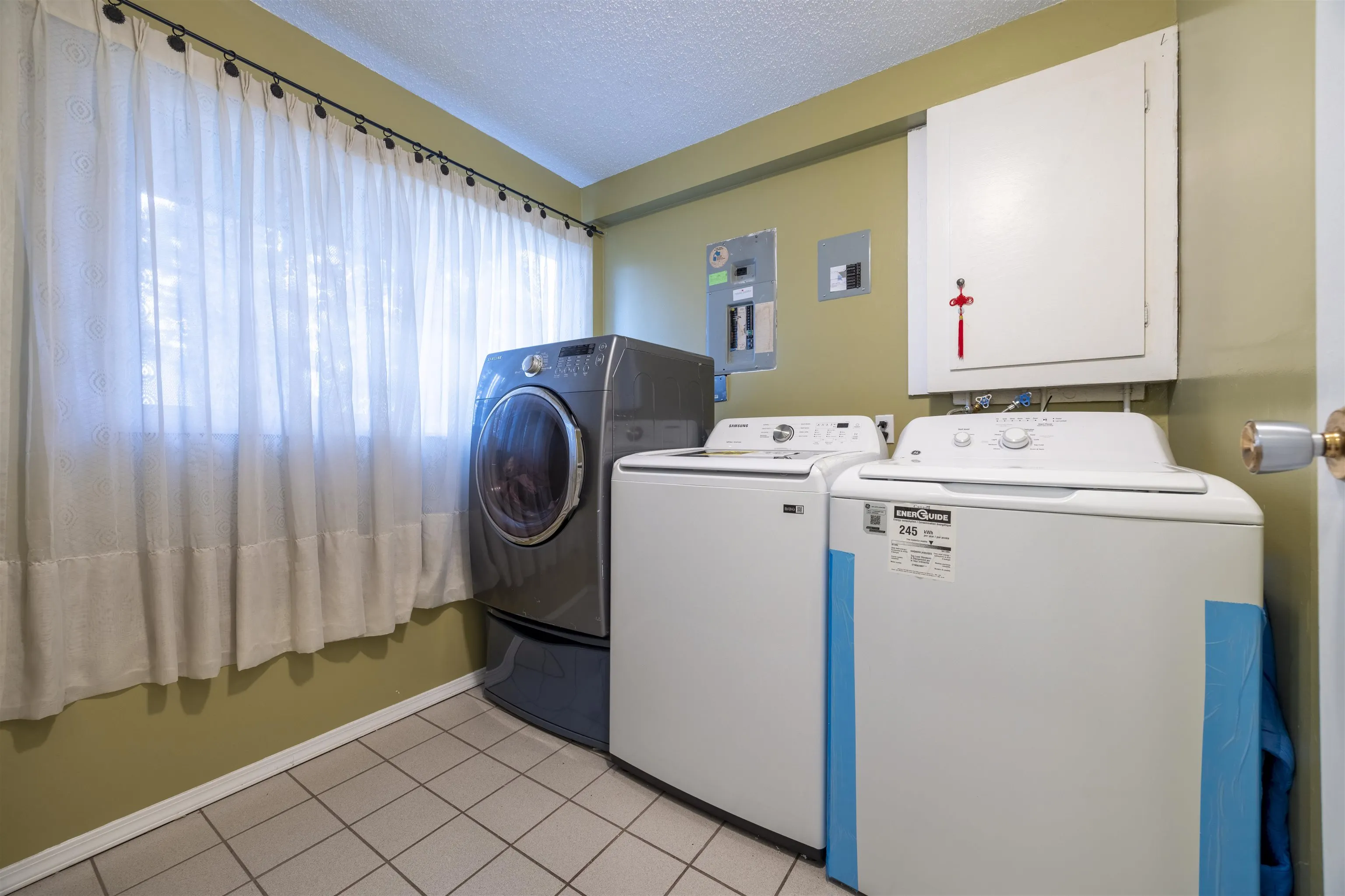 11820 Staples Crescent