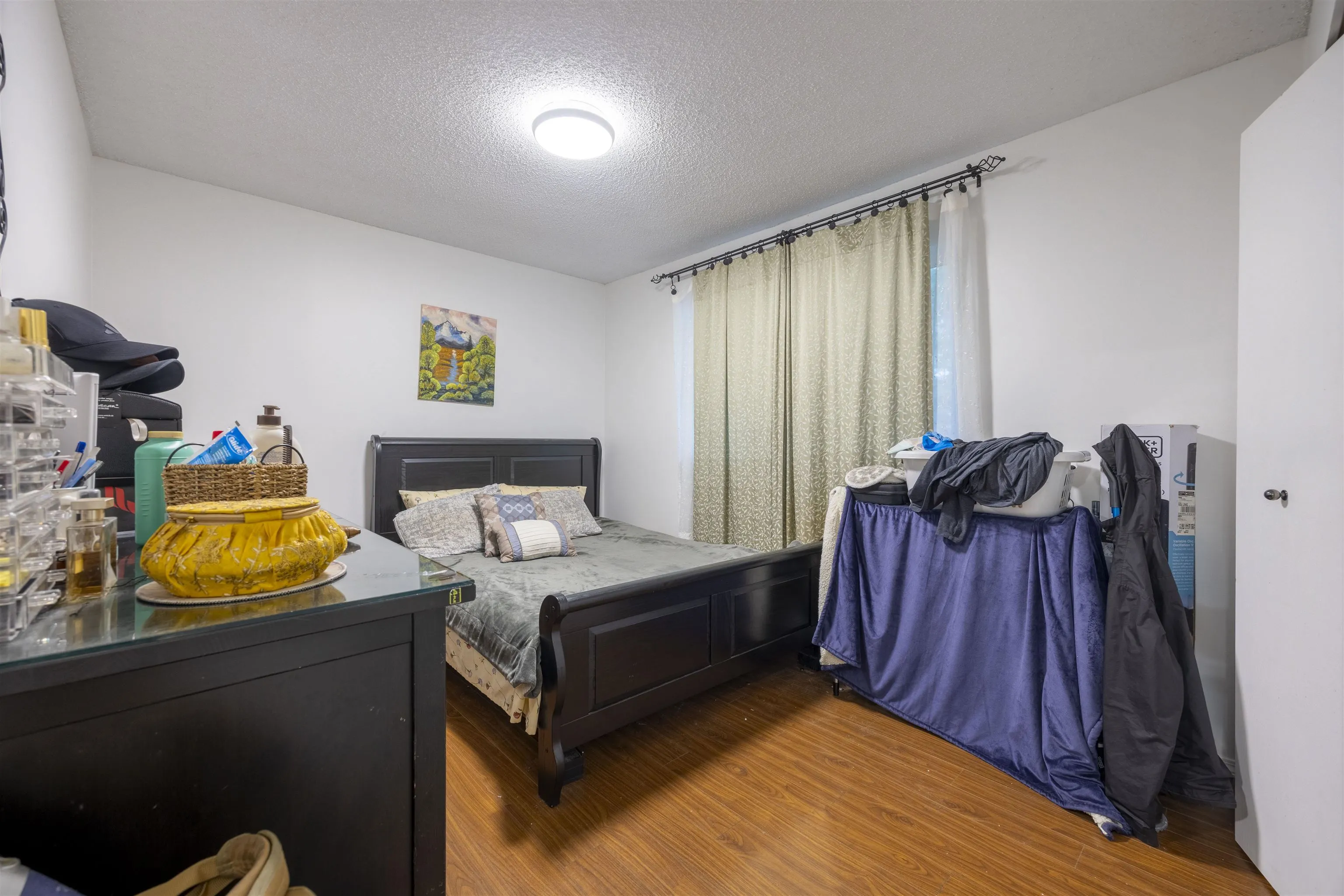 11820 Staples Crescent