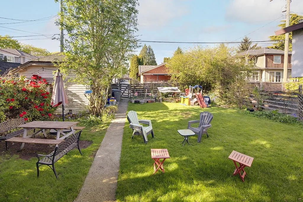1373 W 64th Avenue
