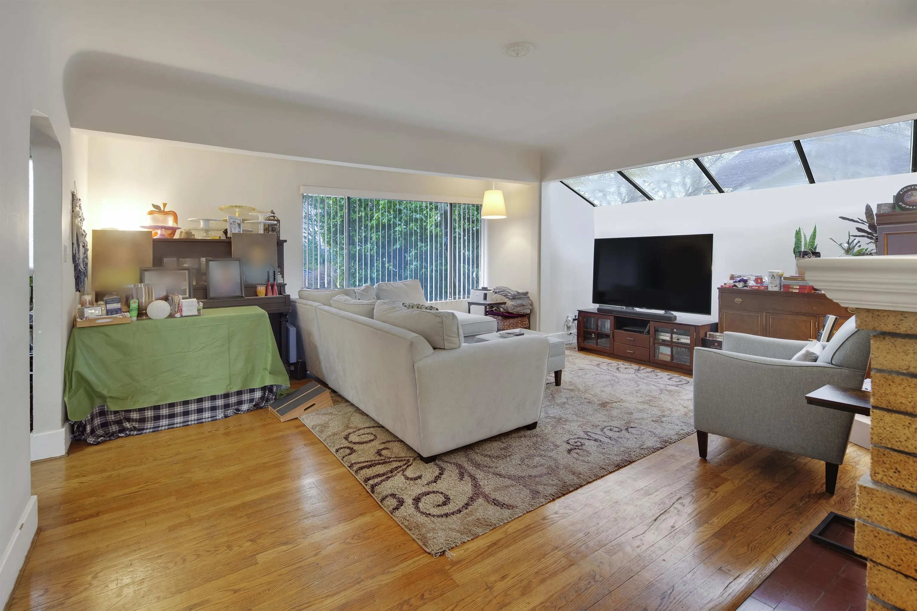 1373 W 64th Avenue