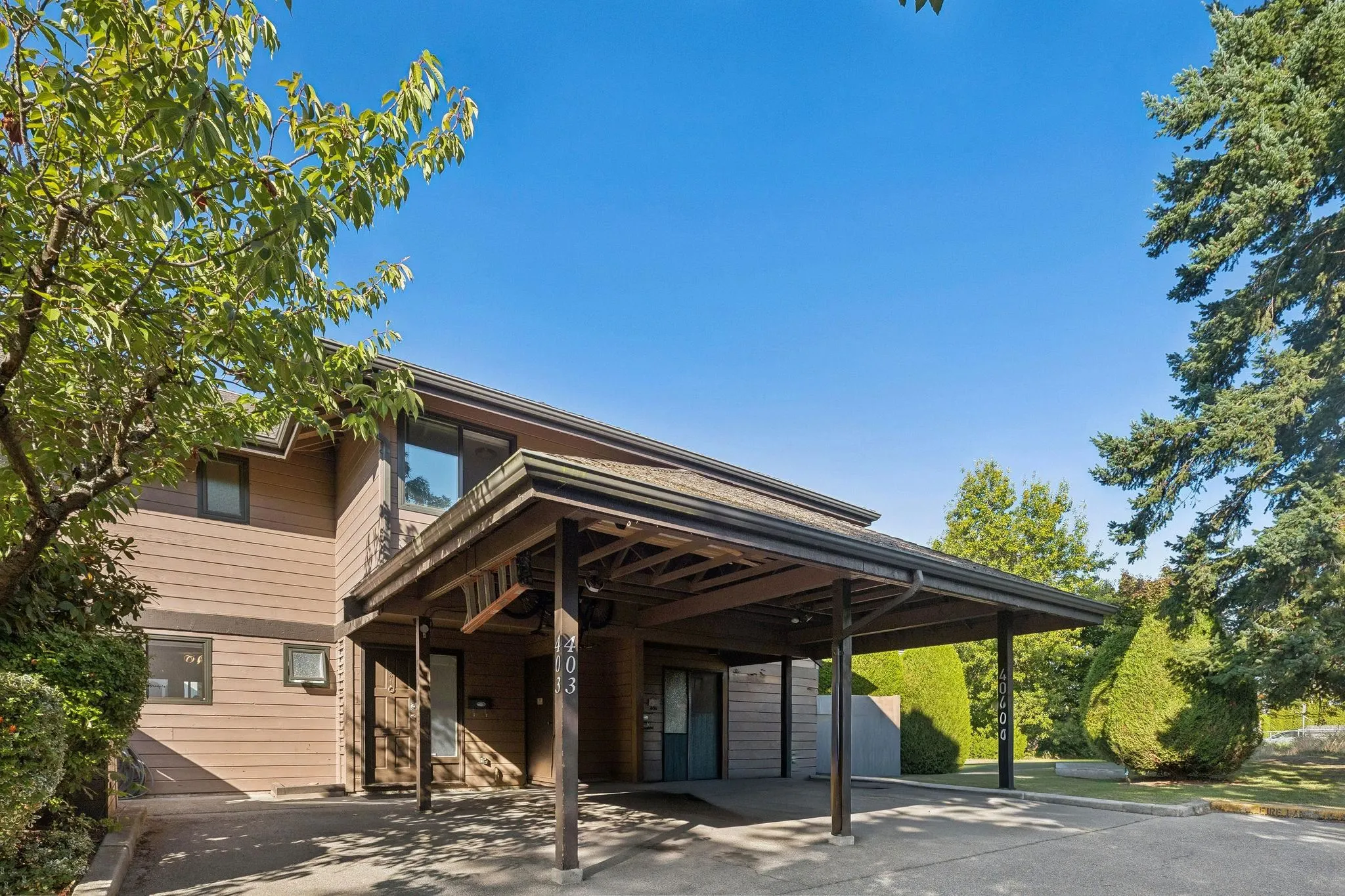 403 4900 Francis Road