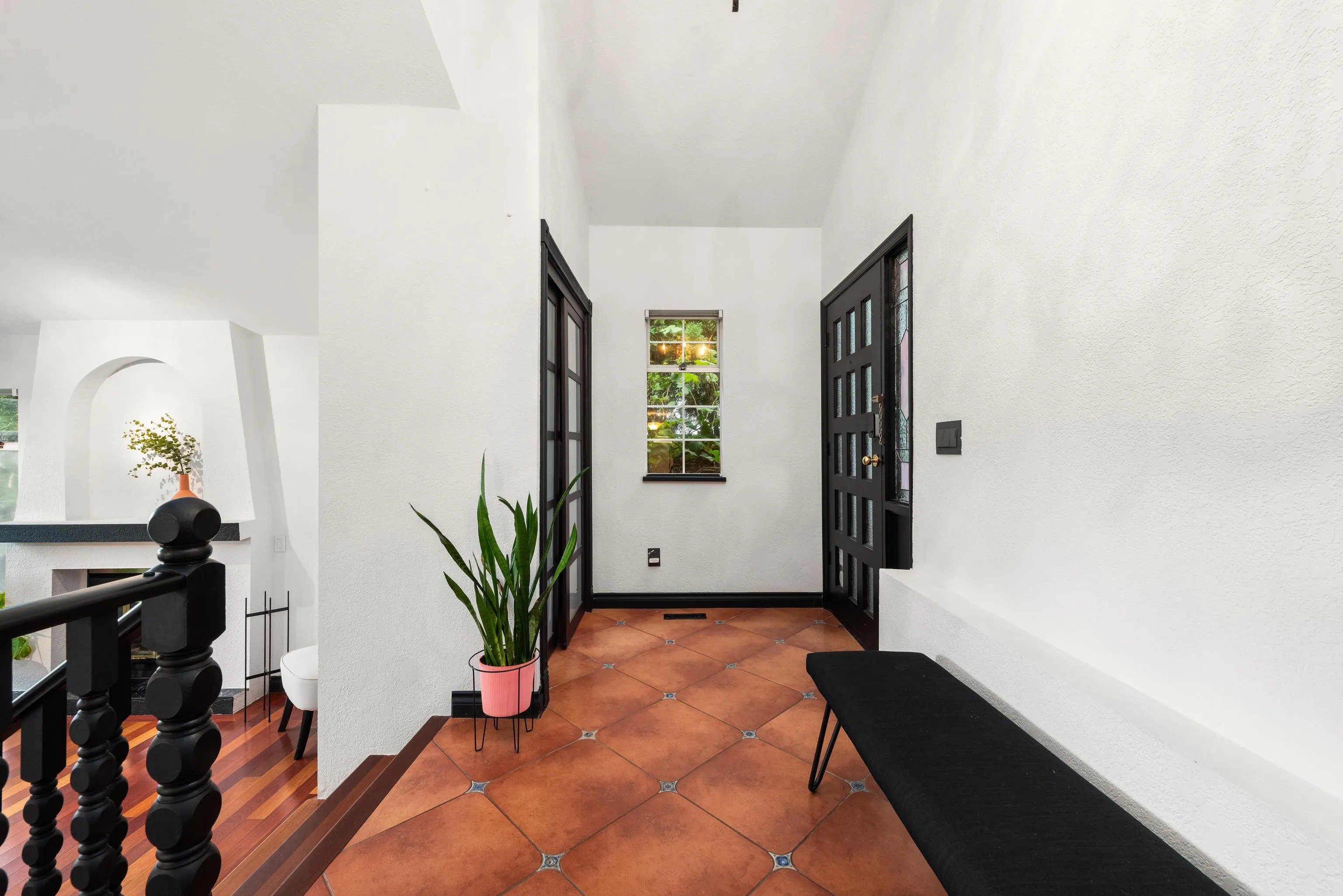 1128 Fraserview Street