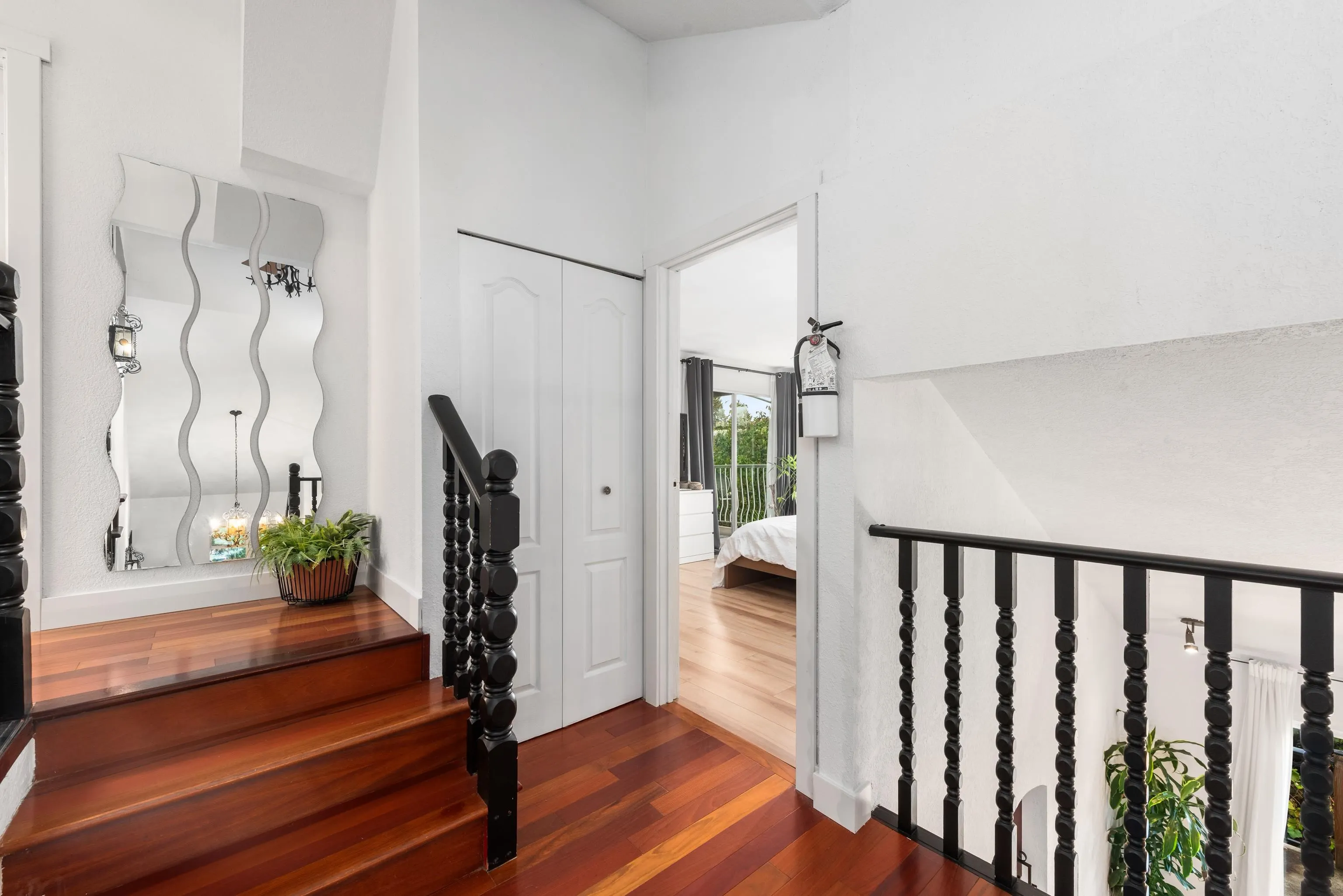 1128 Fraserview Street