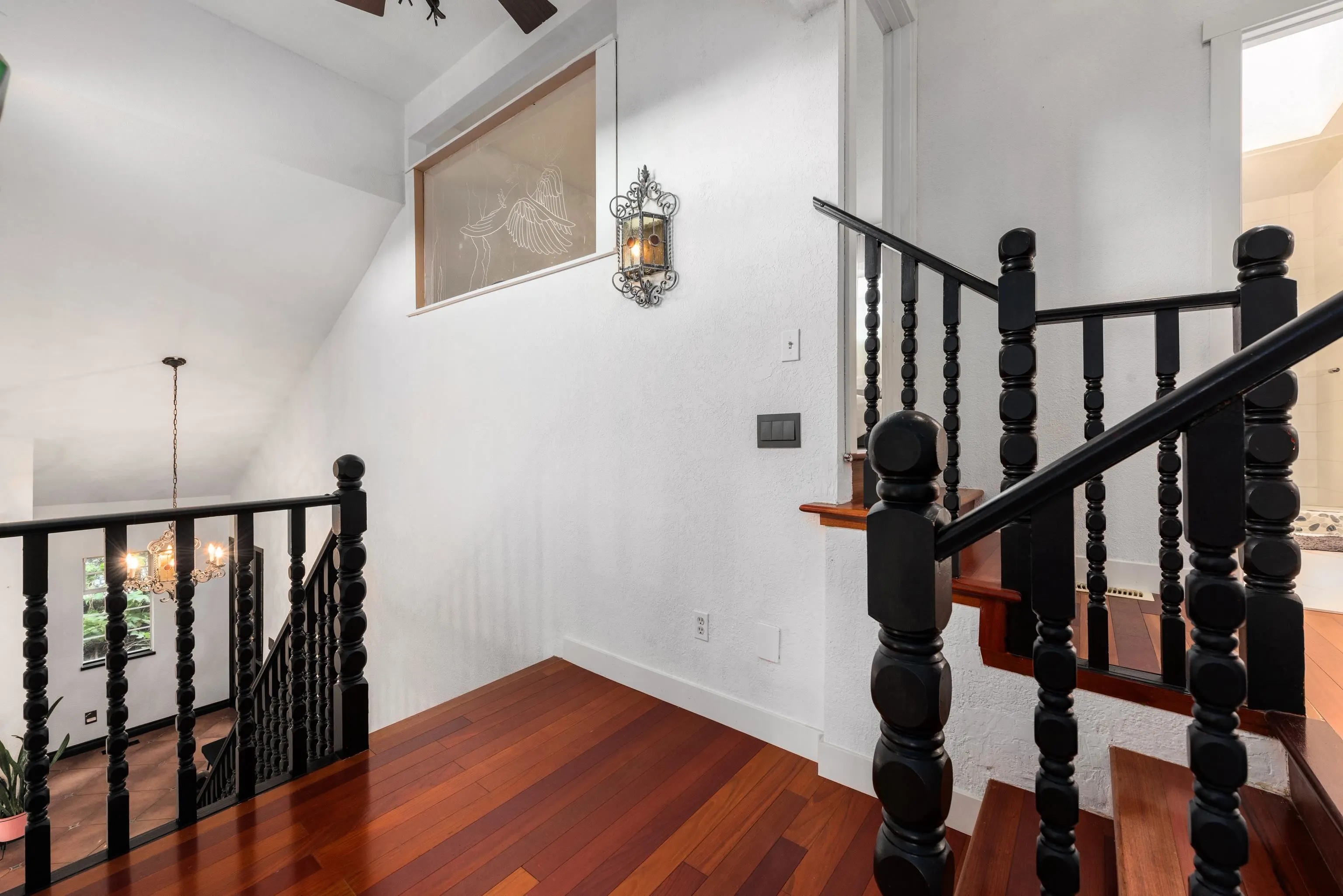 1128 Fraserview Street