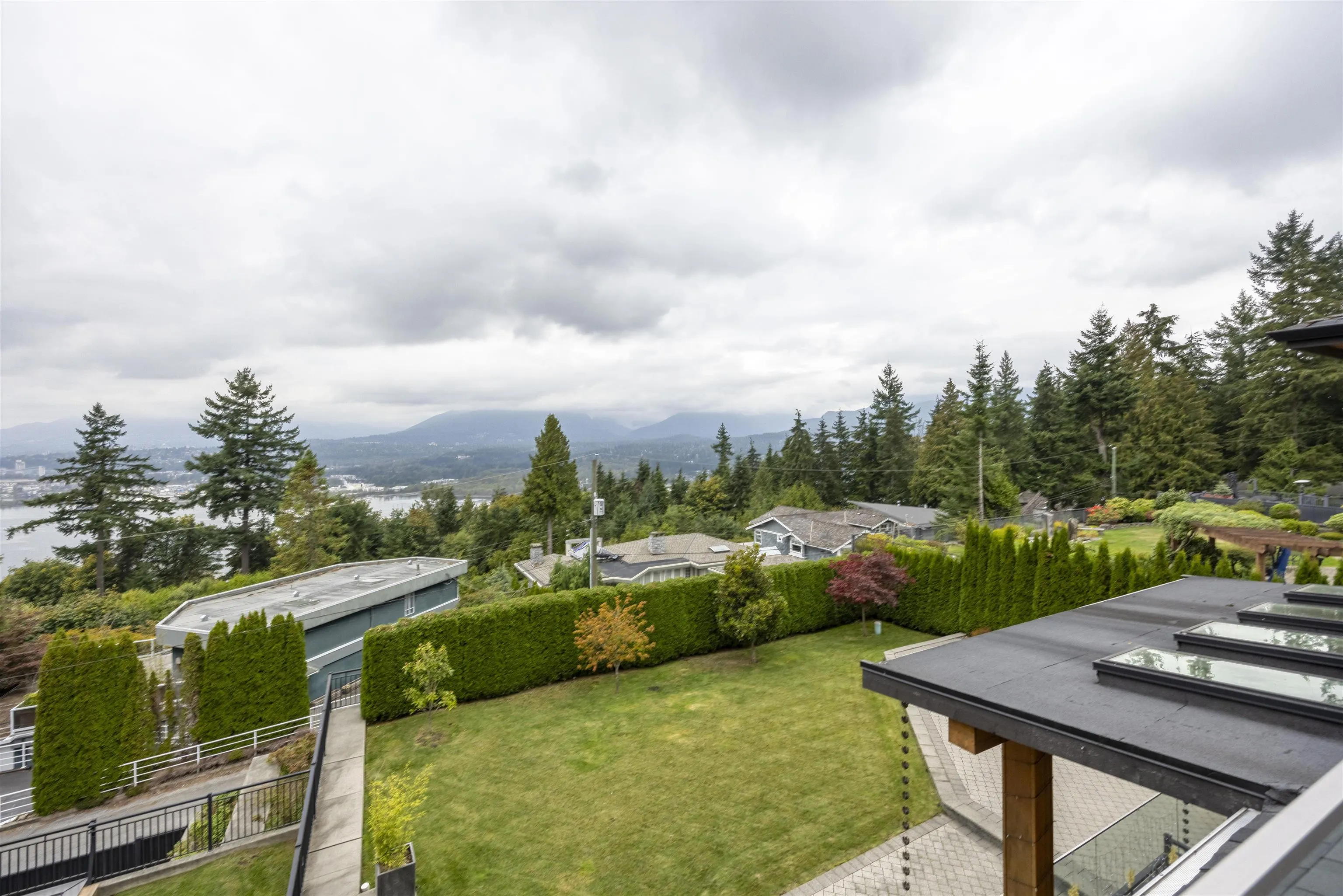 5111 Harbour View Road