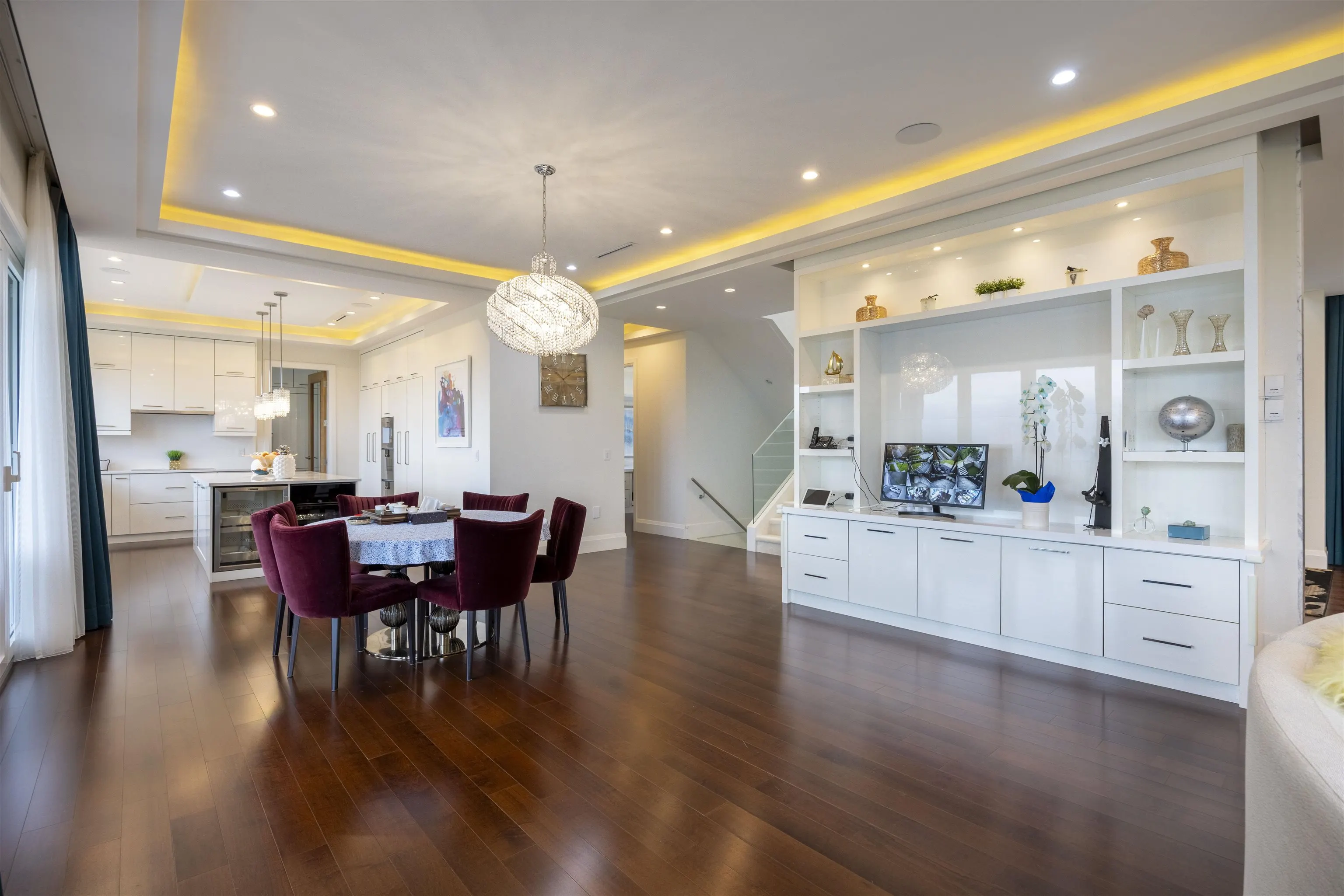 5111 Harbour View Road