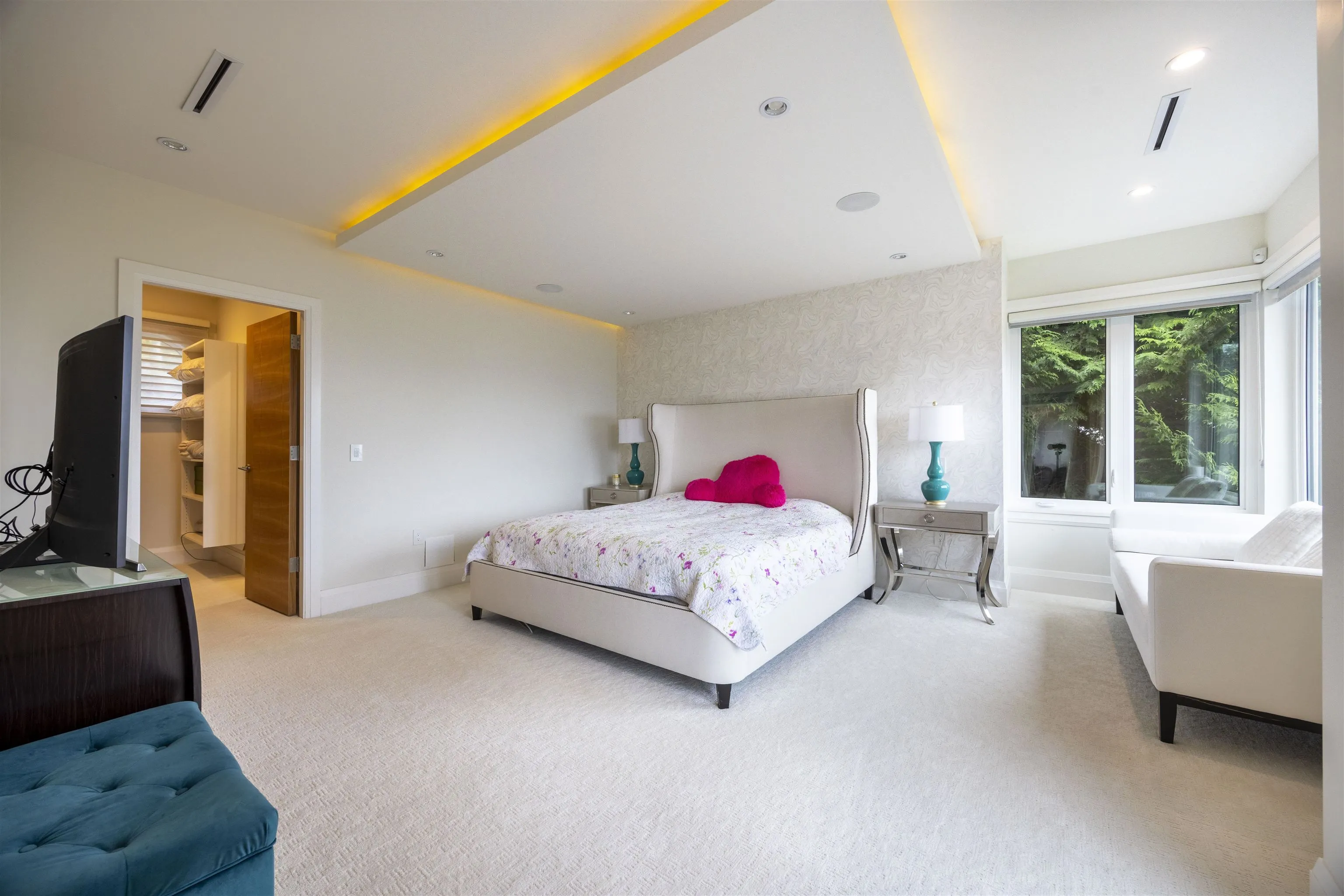 5111 Harbour View Road