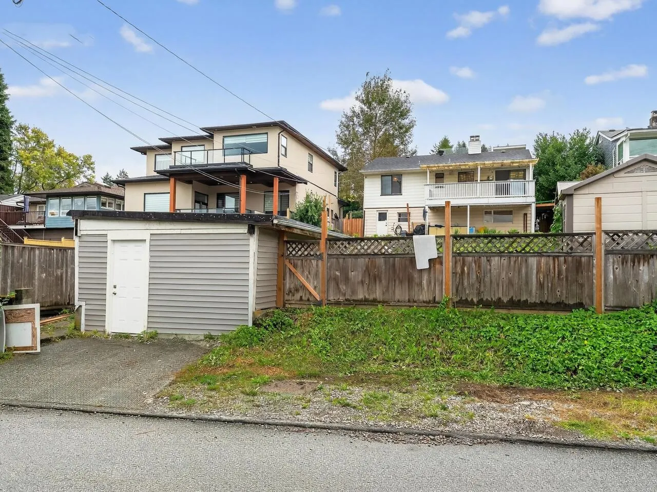 7259 Barnet Road