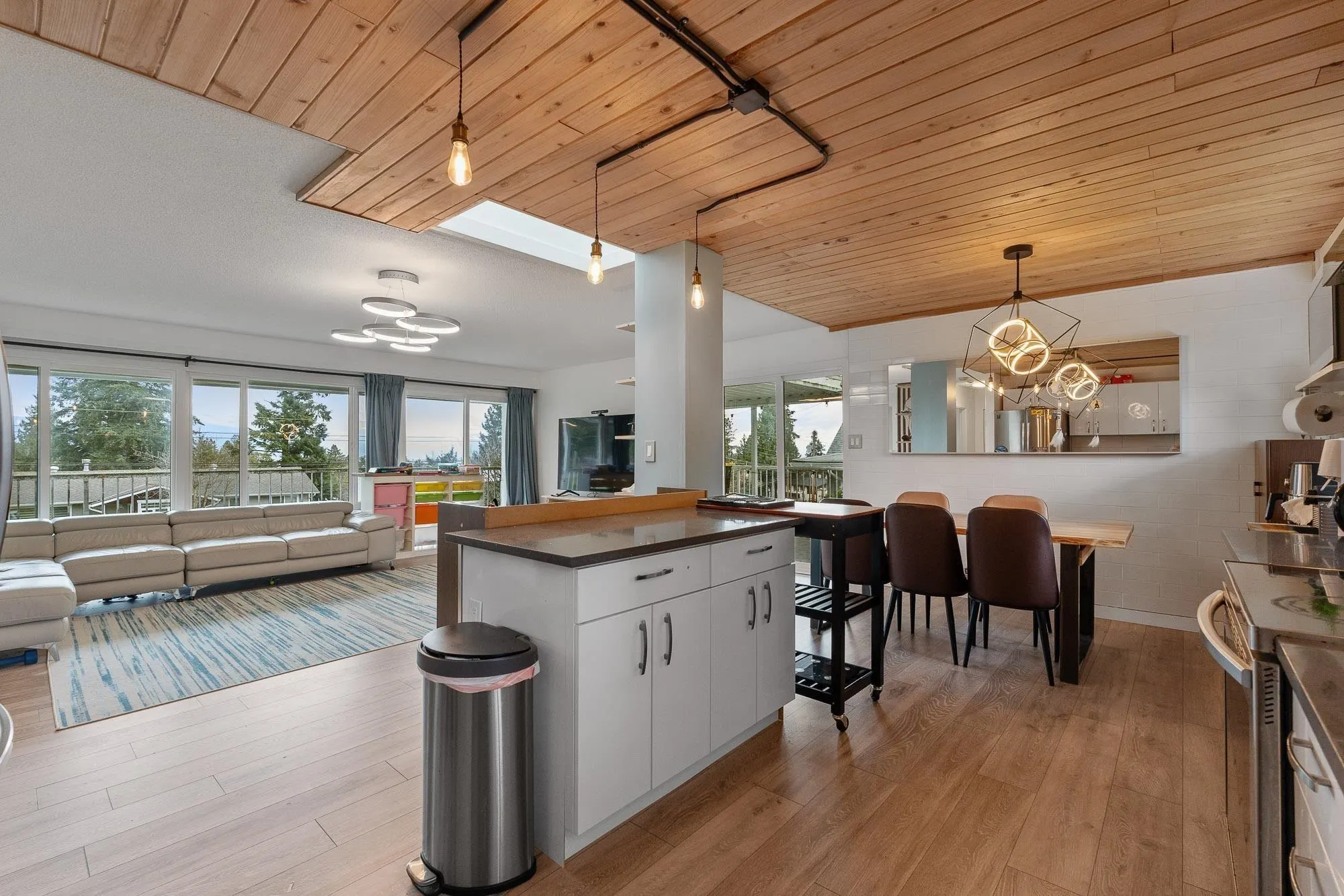 2132 Anita Drive