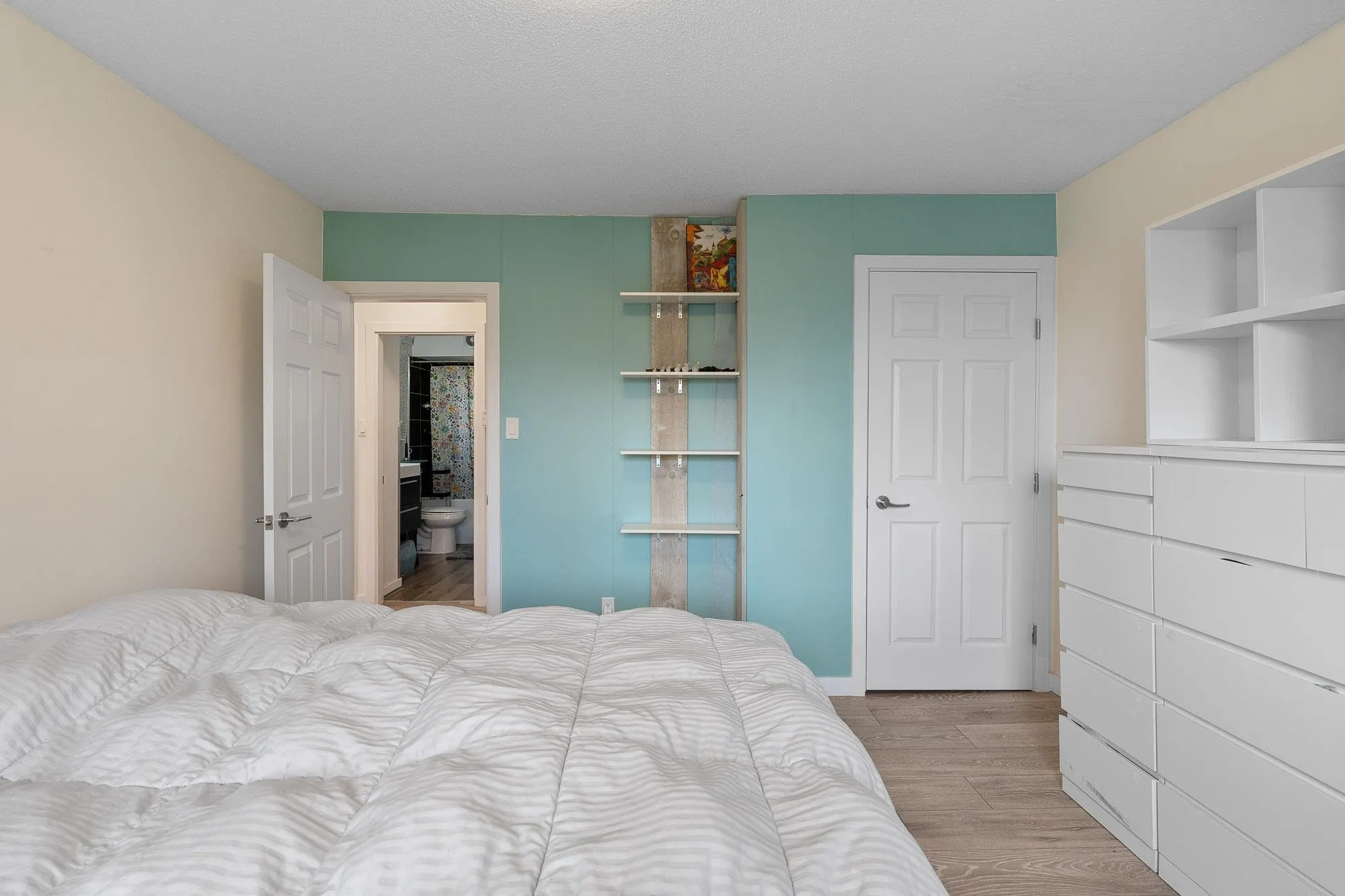 2132 Anita Drive