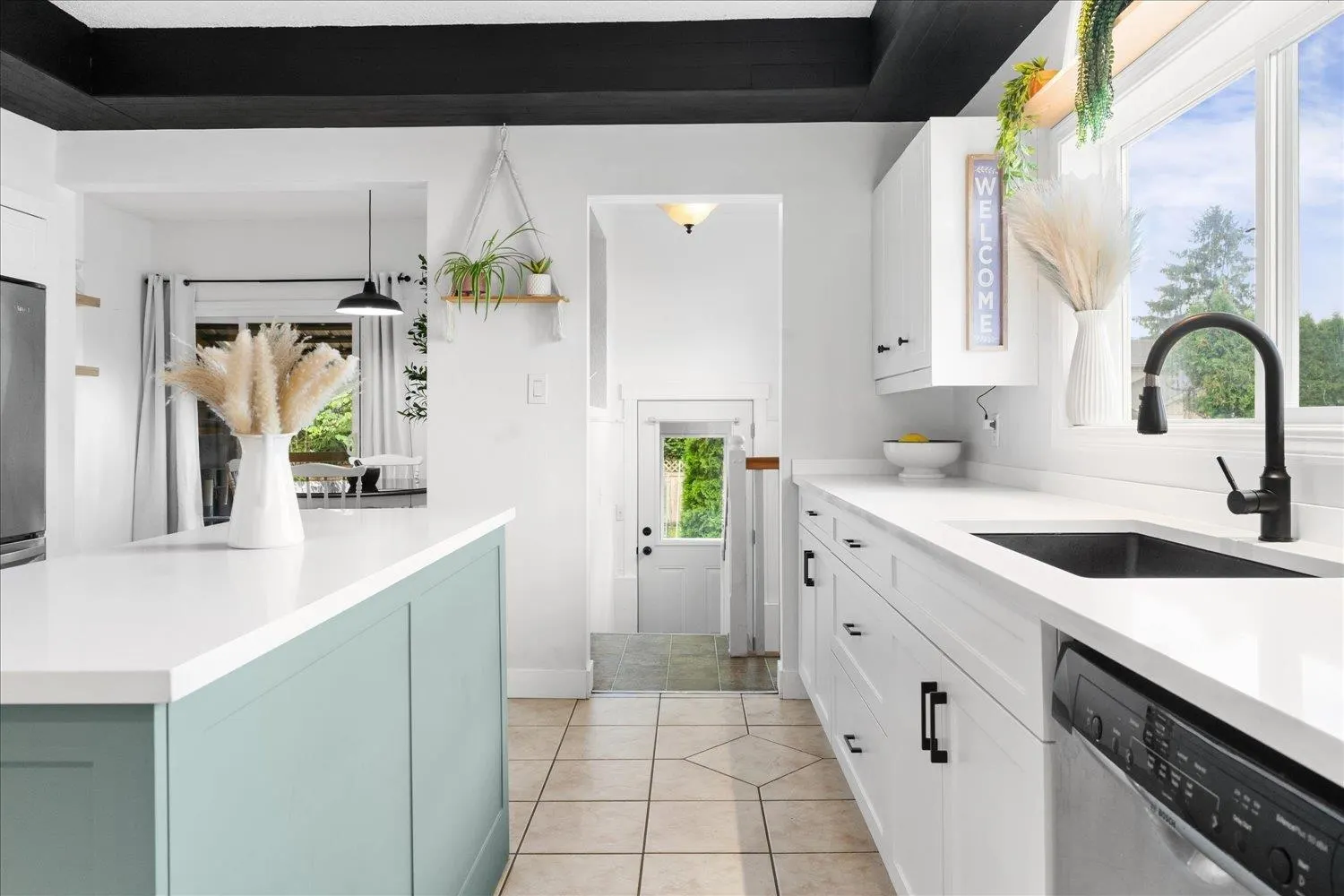 7123 Rochester Avenue