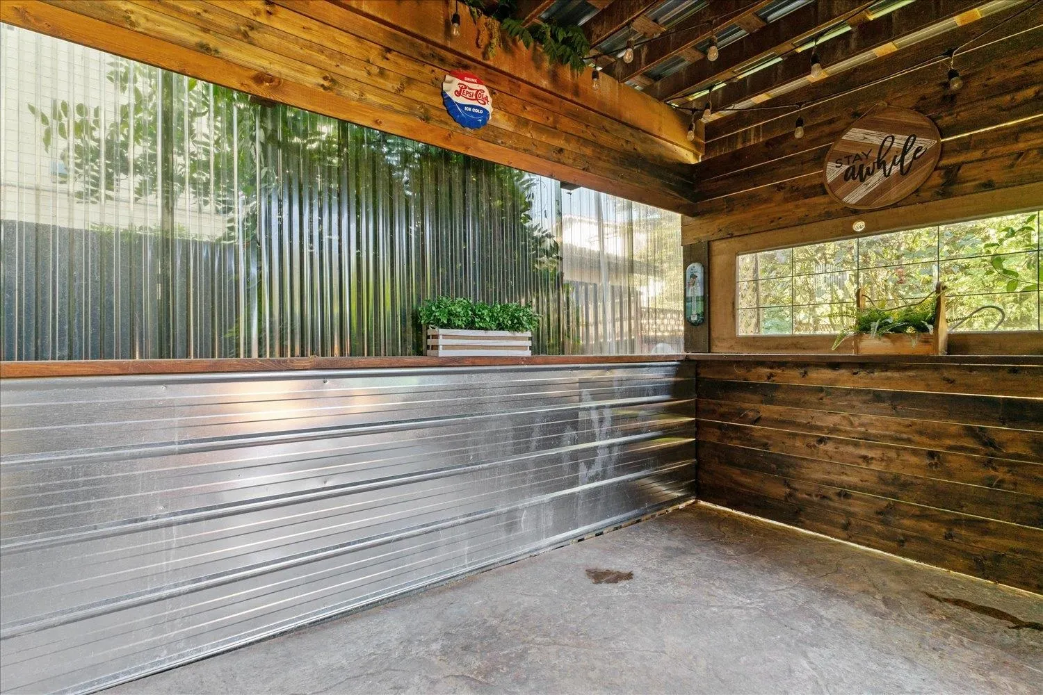 7123 Rochester Avenue