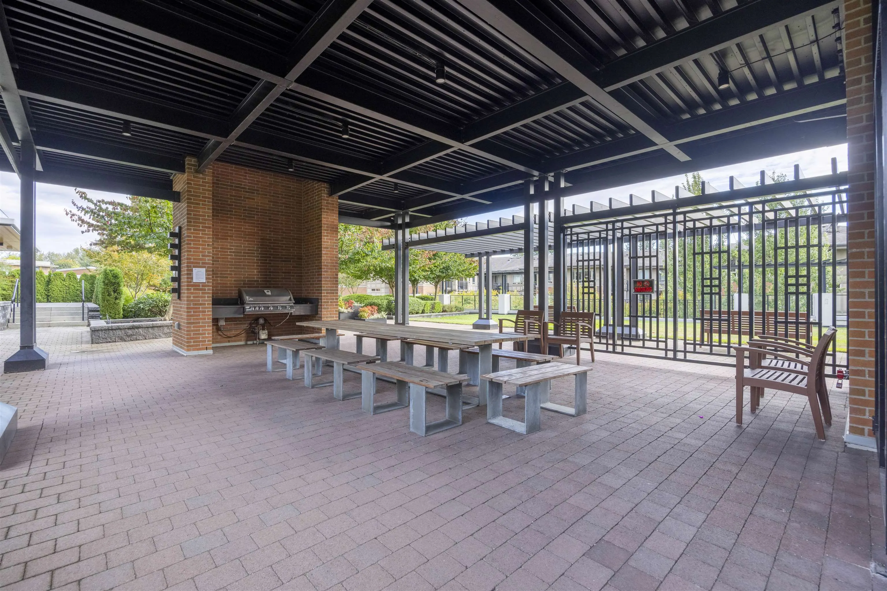 1204 3096 Windsor Gate