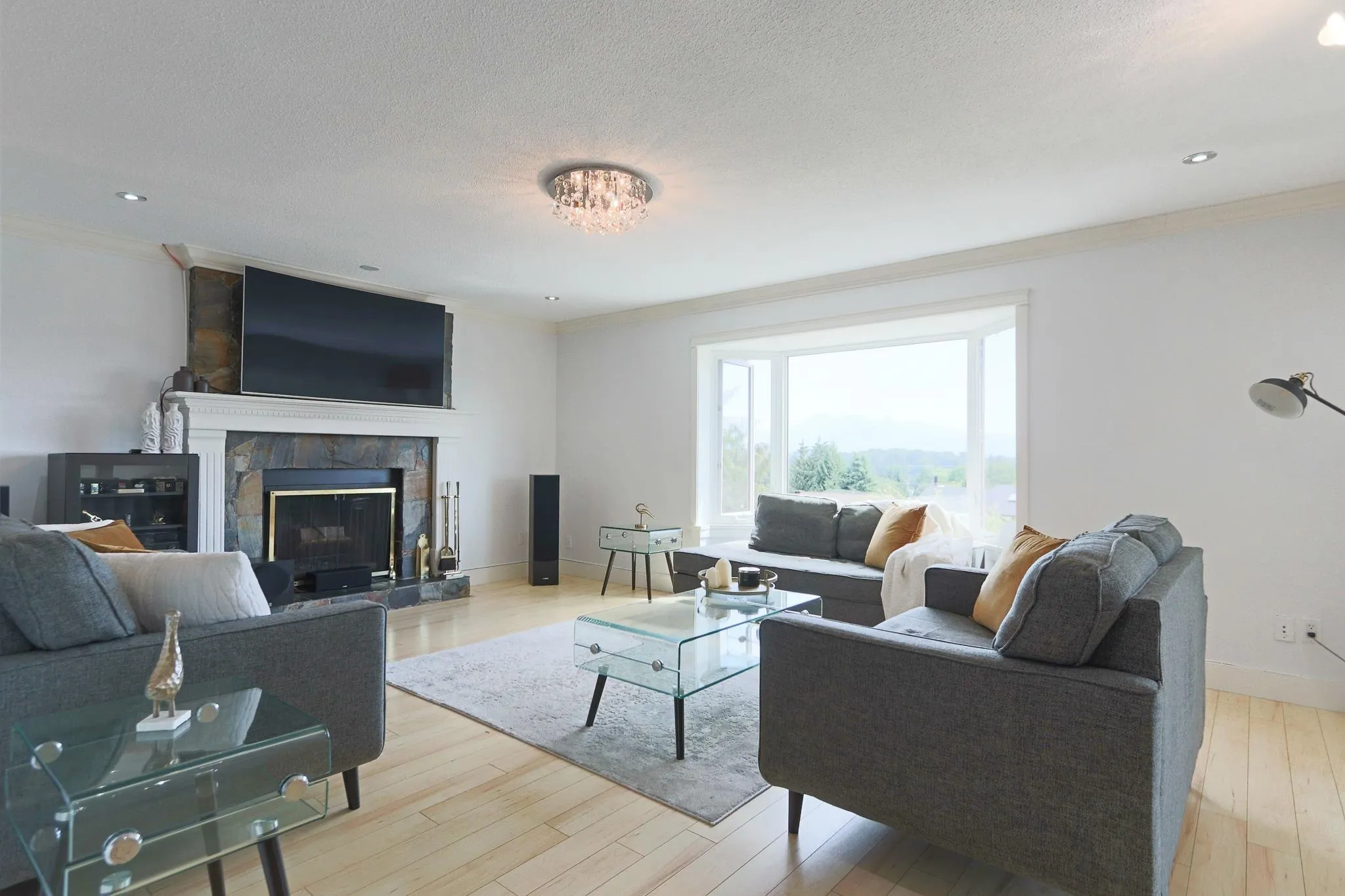 Upper 2939 Keets Drive