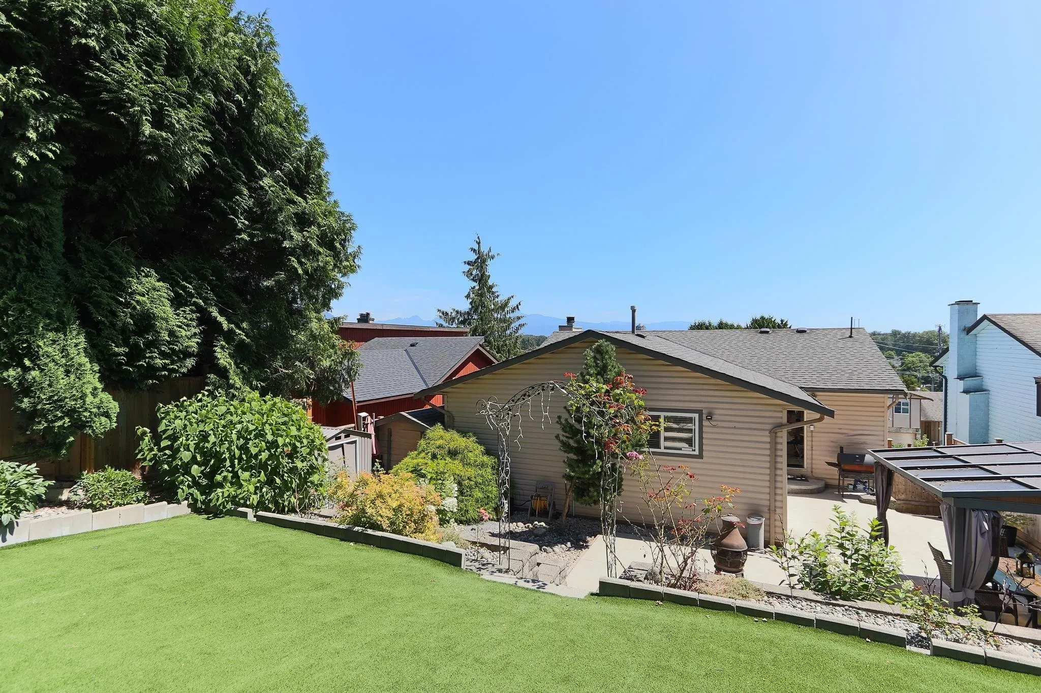 Upper 2939 Keets Drive