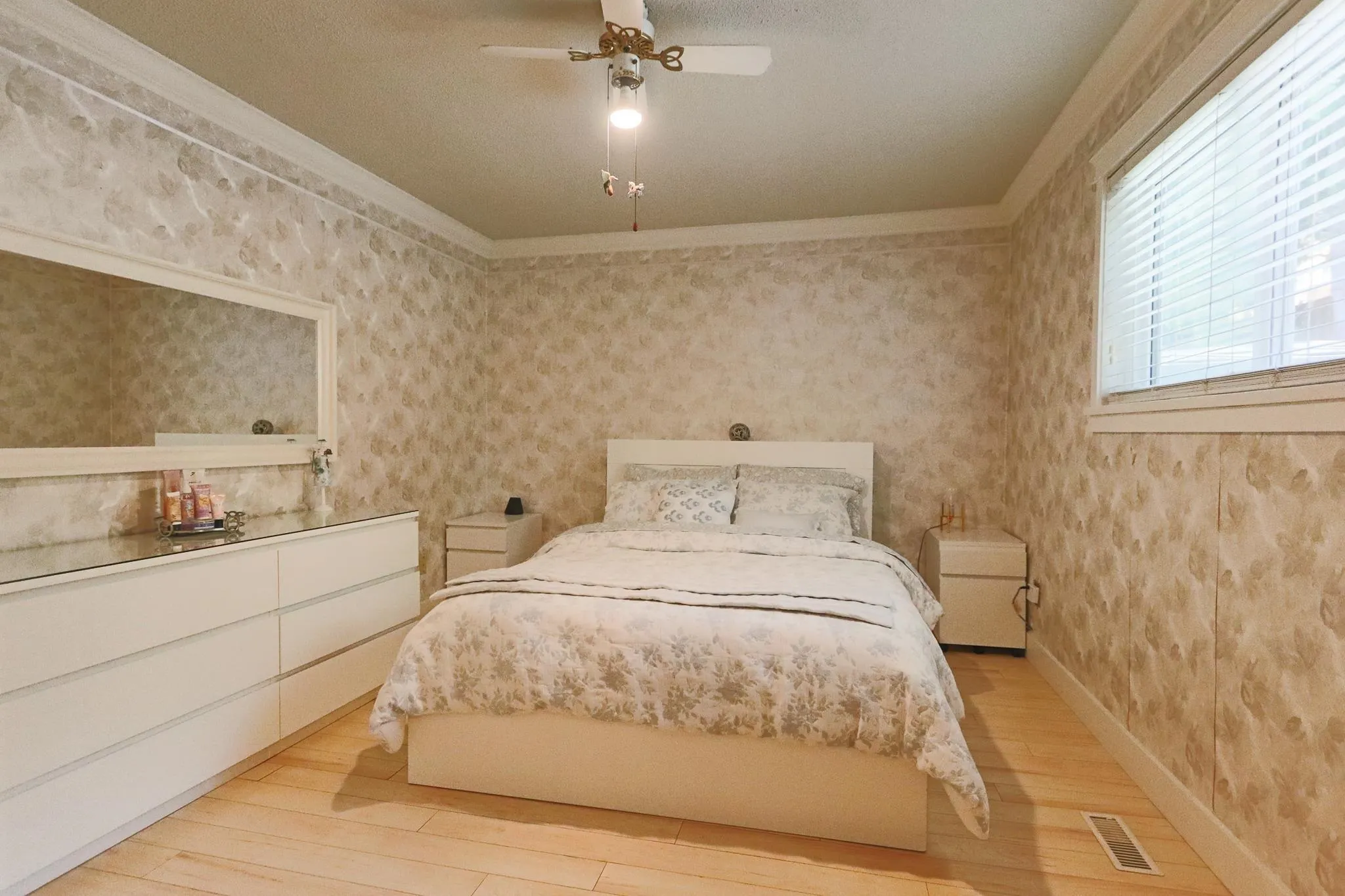 Upper 2939 Keets Drive
