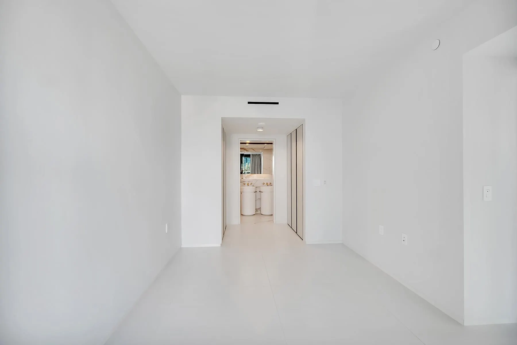2008 1033 Nelson Street