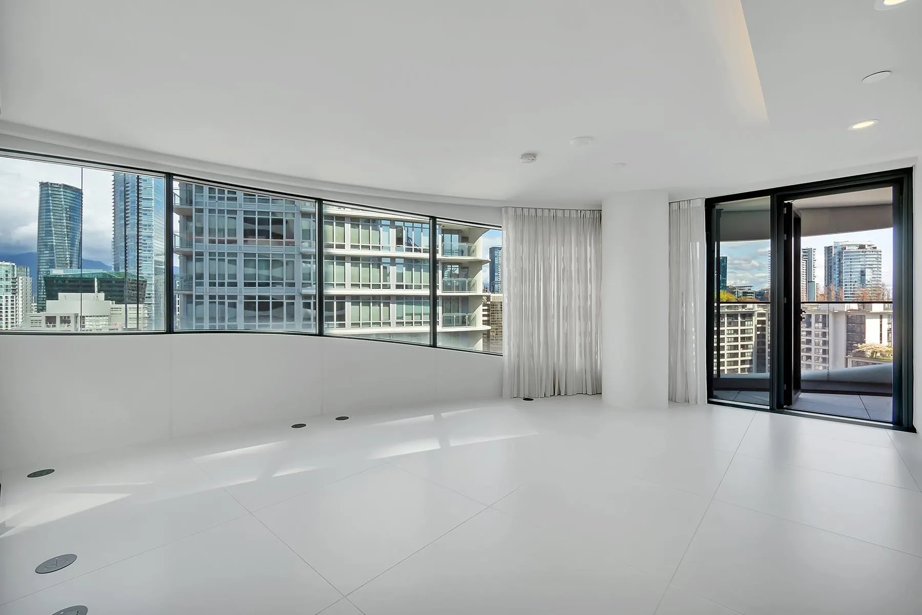2008 1033 Nelson Street