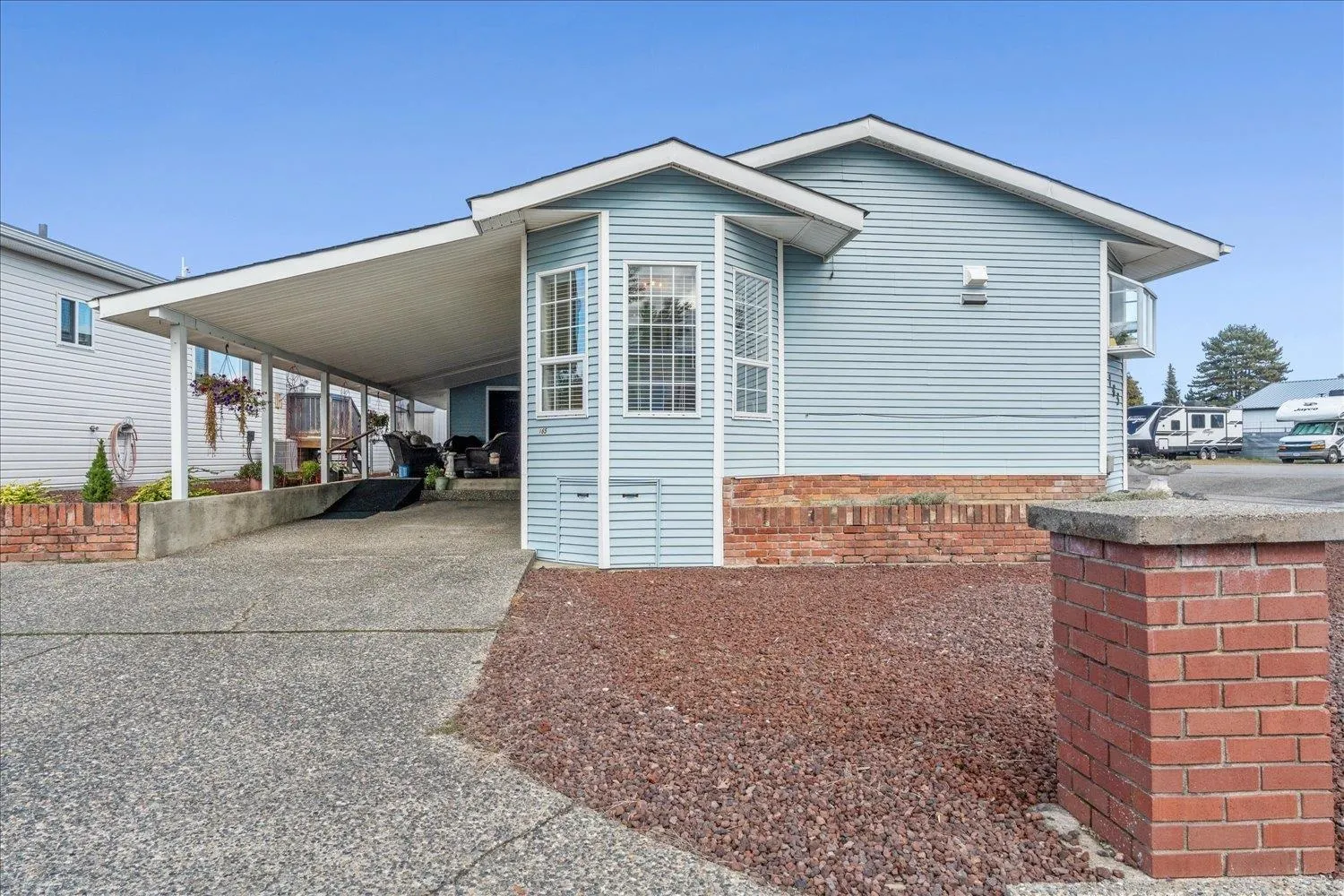 165 9055 Ashwell Road