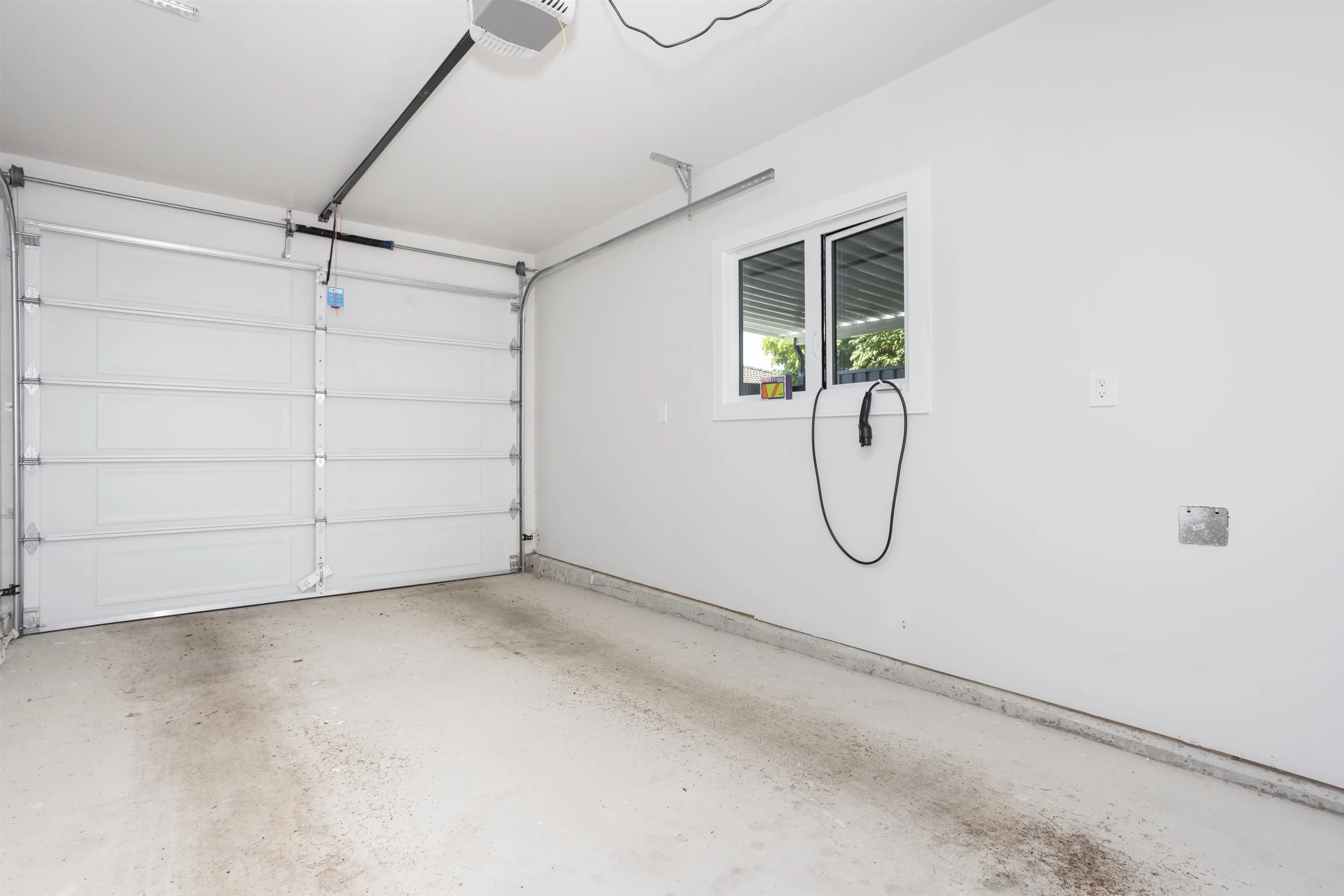 1470 W 57th Avenue