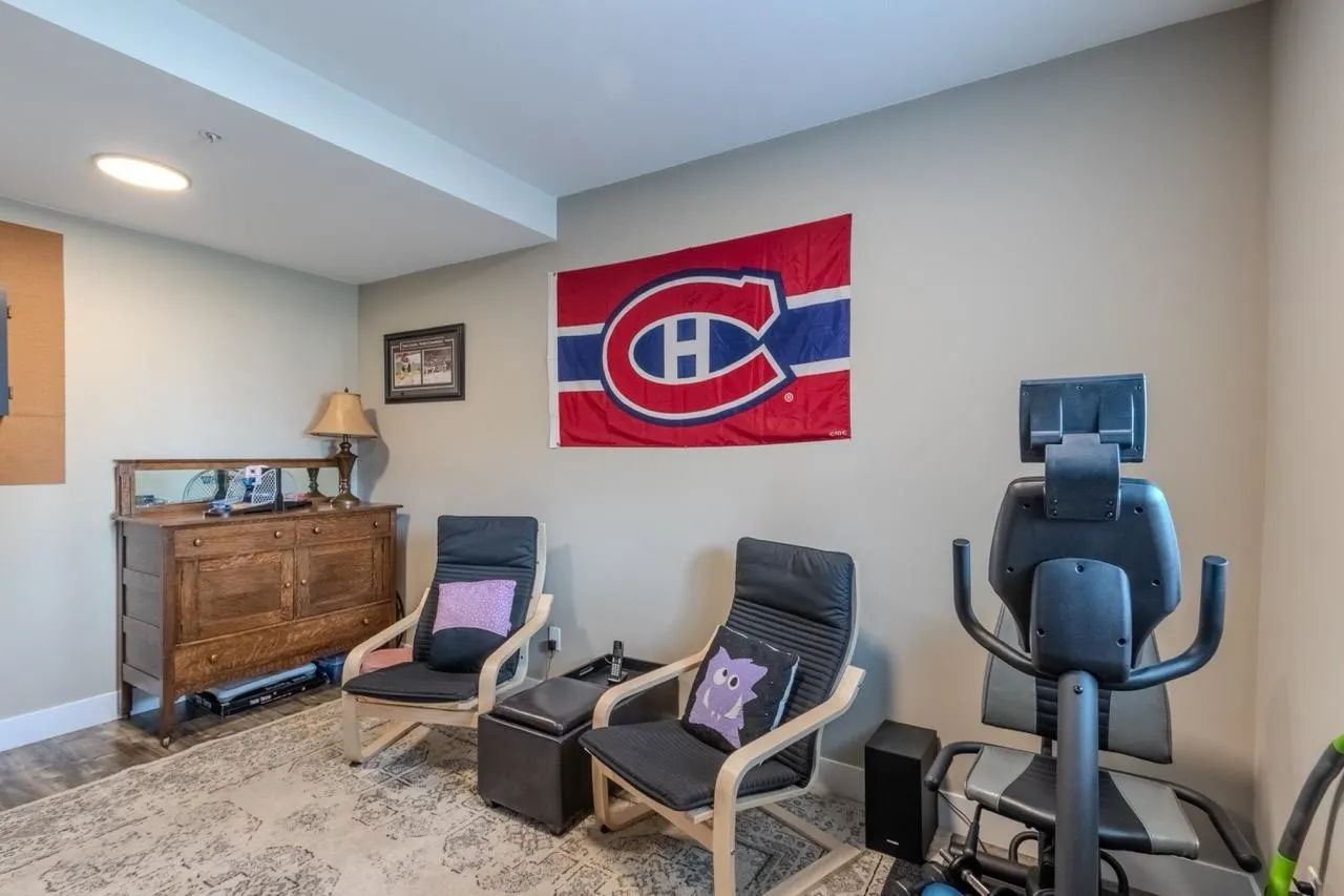 10556 Mcveety Street