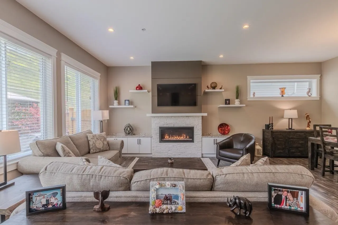 10556 Mcveety Street