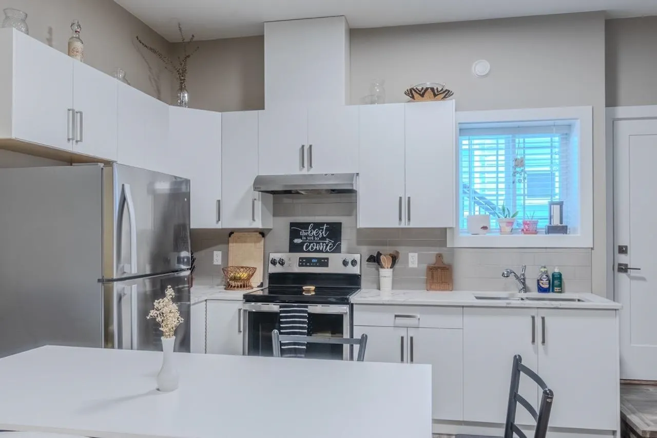 10556 Mcveety Street