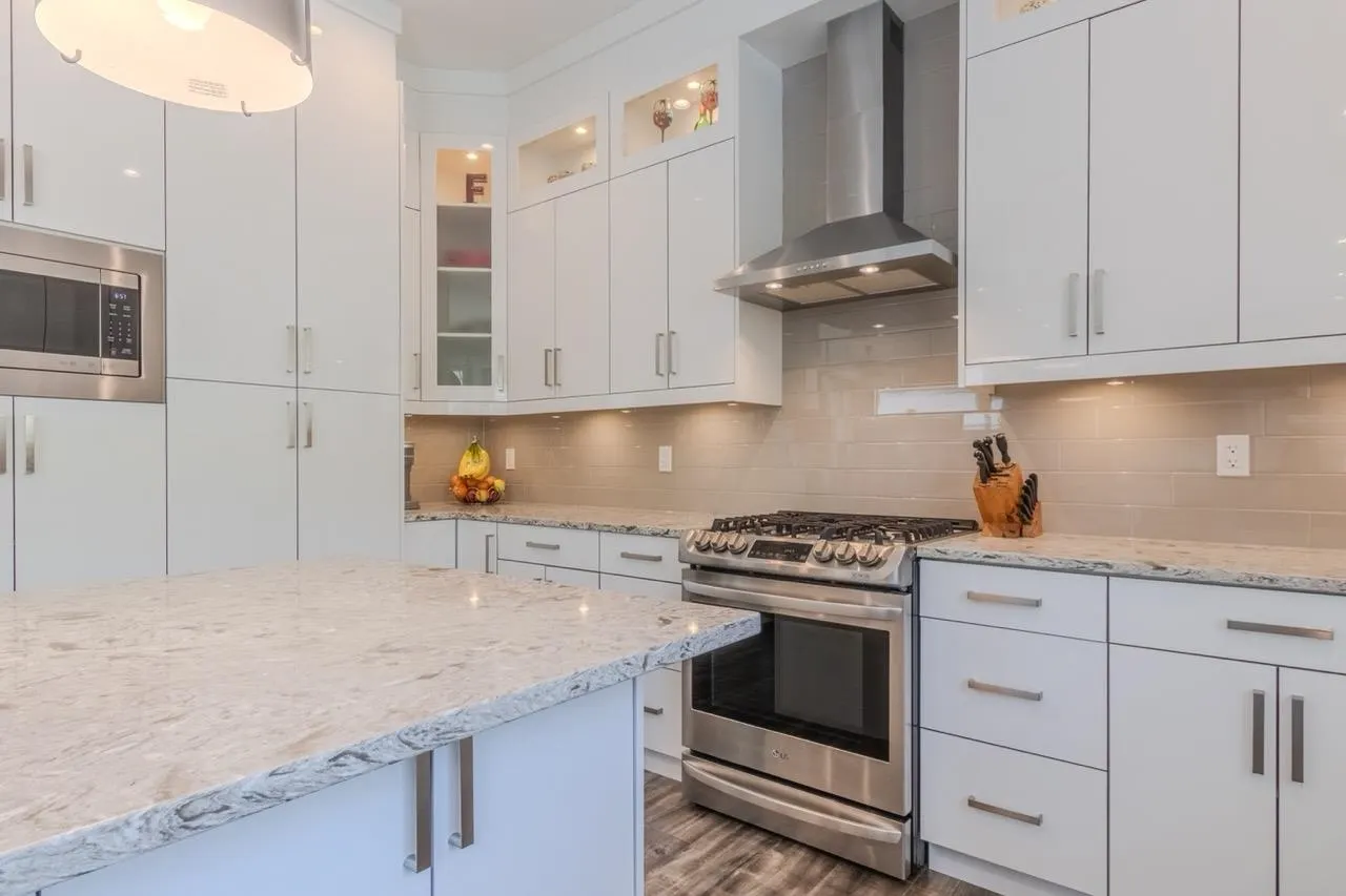 10556 Mcveety Street