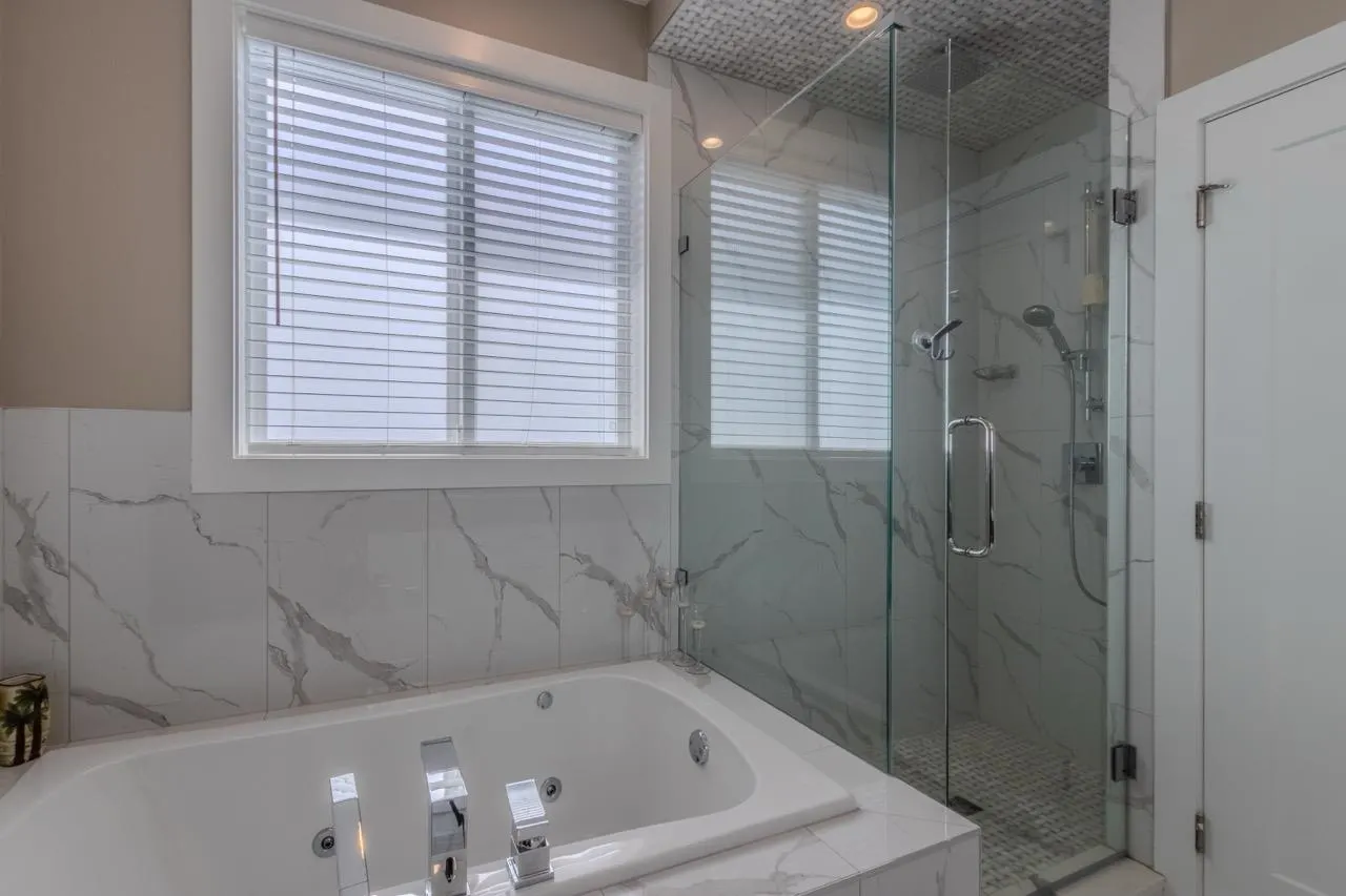 10556 Mcveety Street