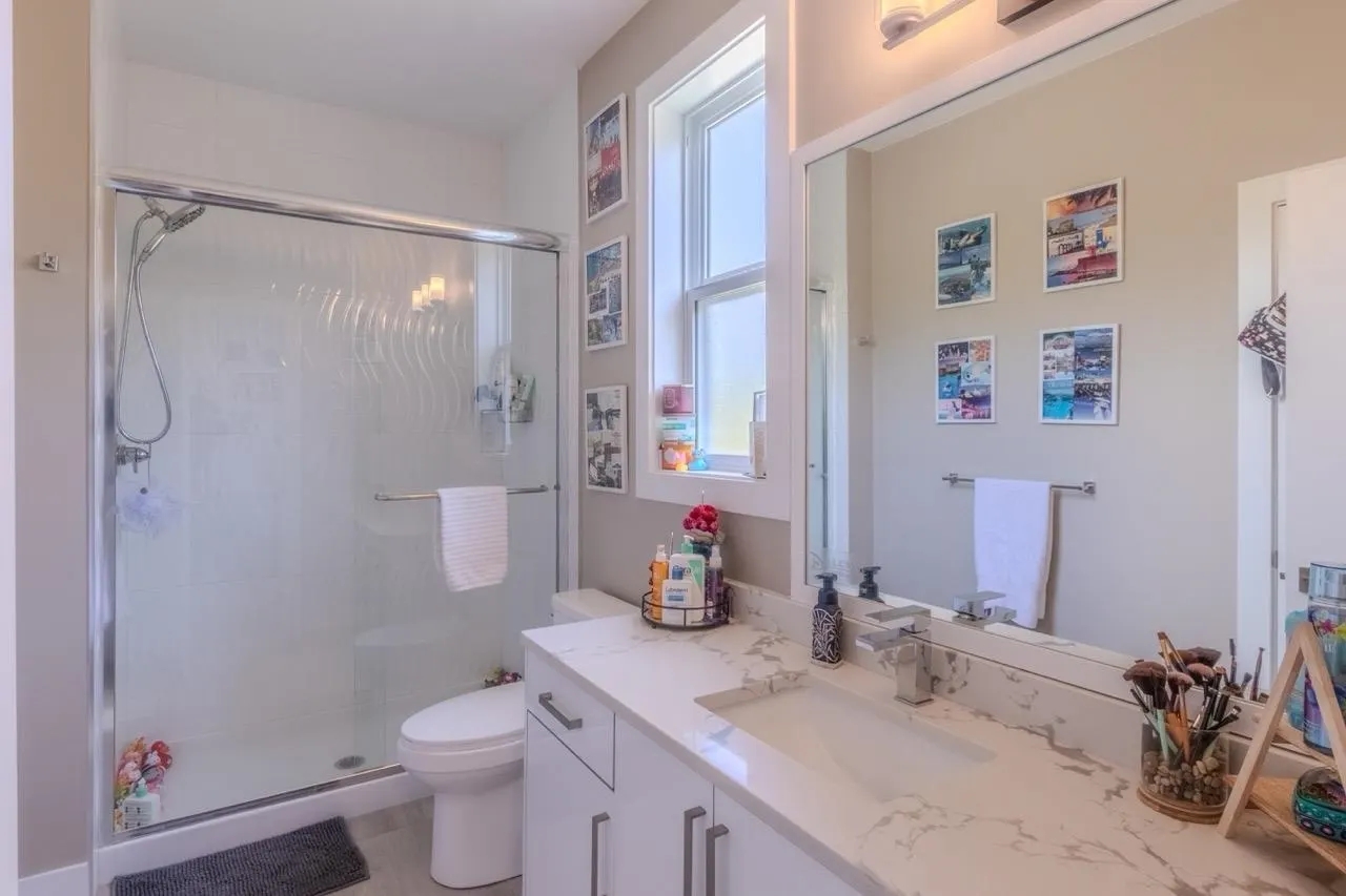 10556 Mcveety Street