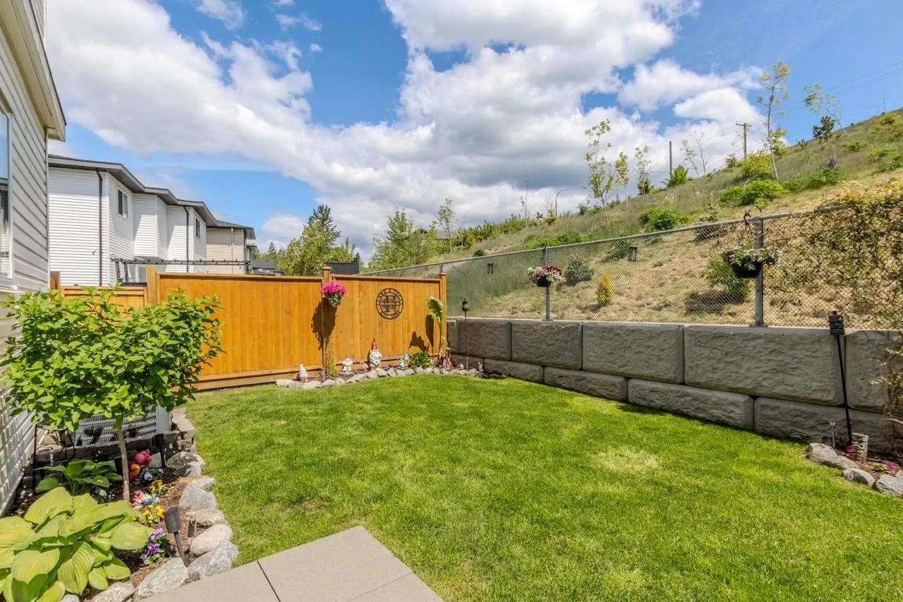 10556 Mcveety Street