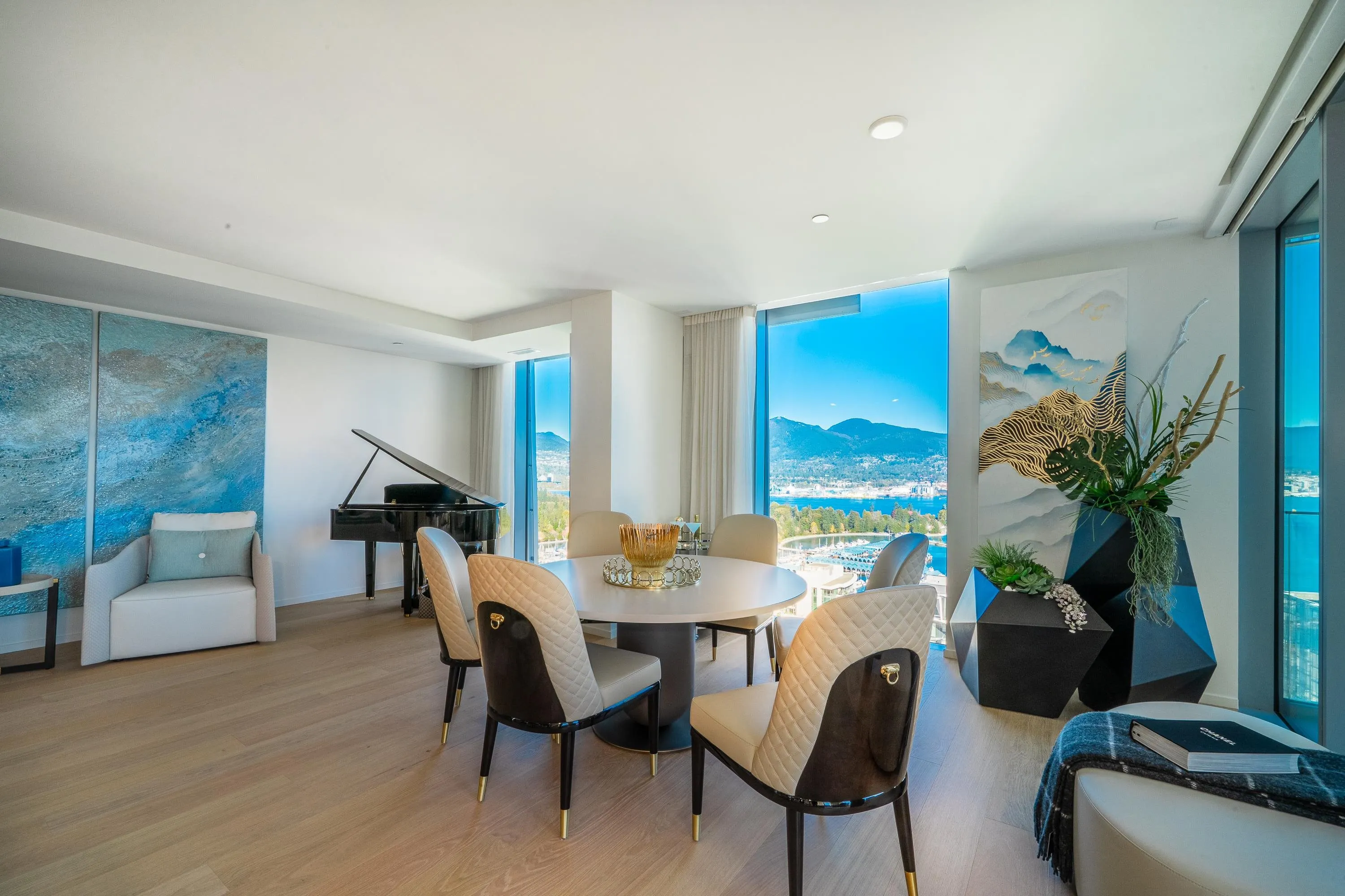 3403 1568 Alberni Street