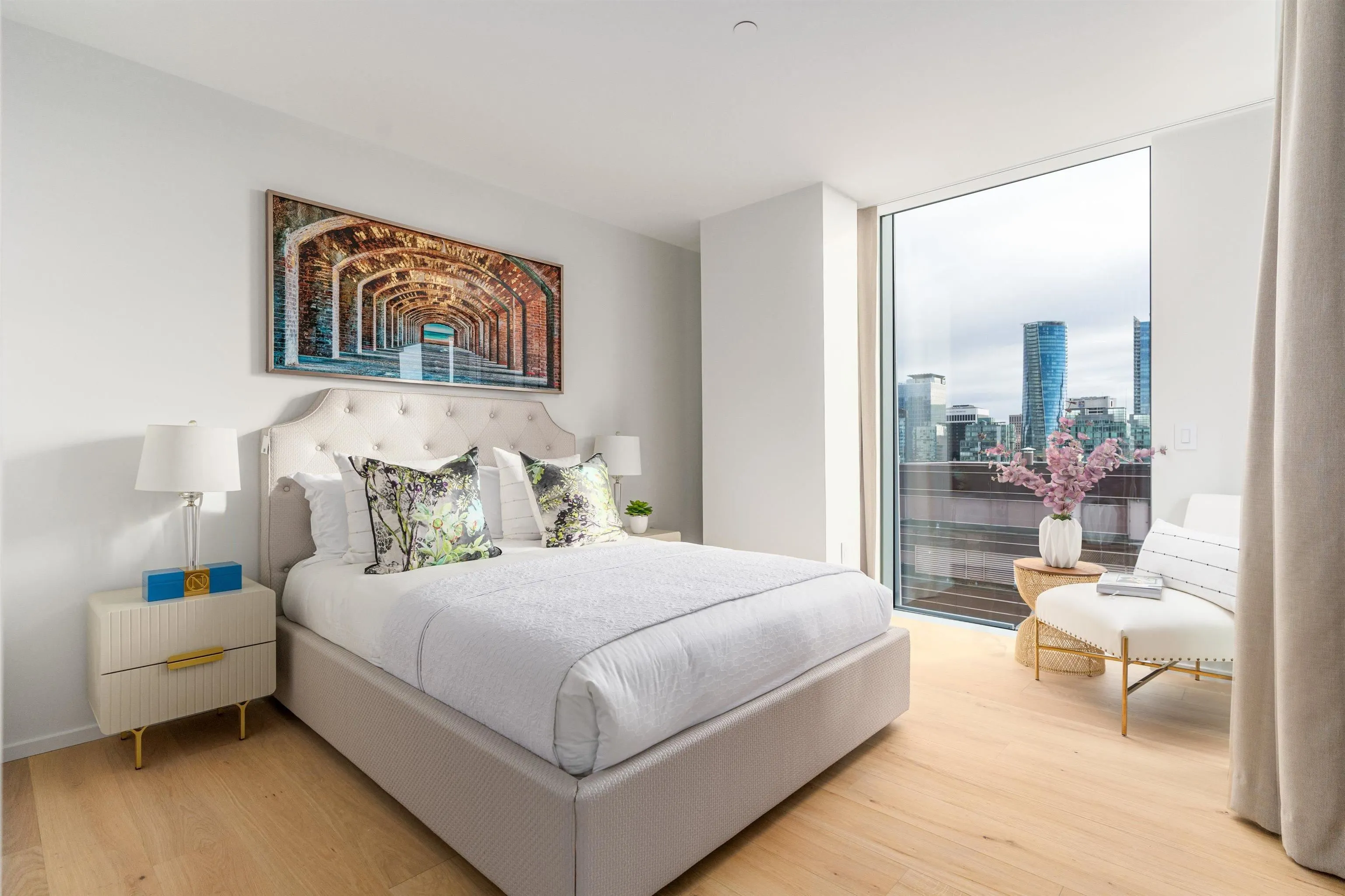 3403 1568 Alberni Street