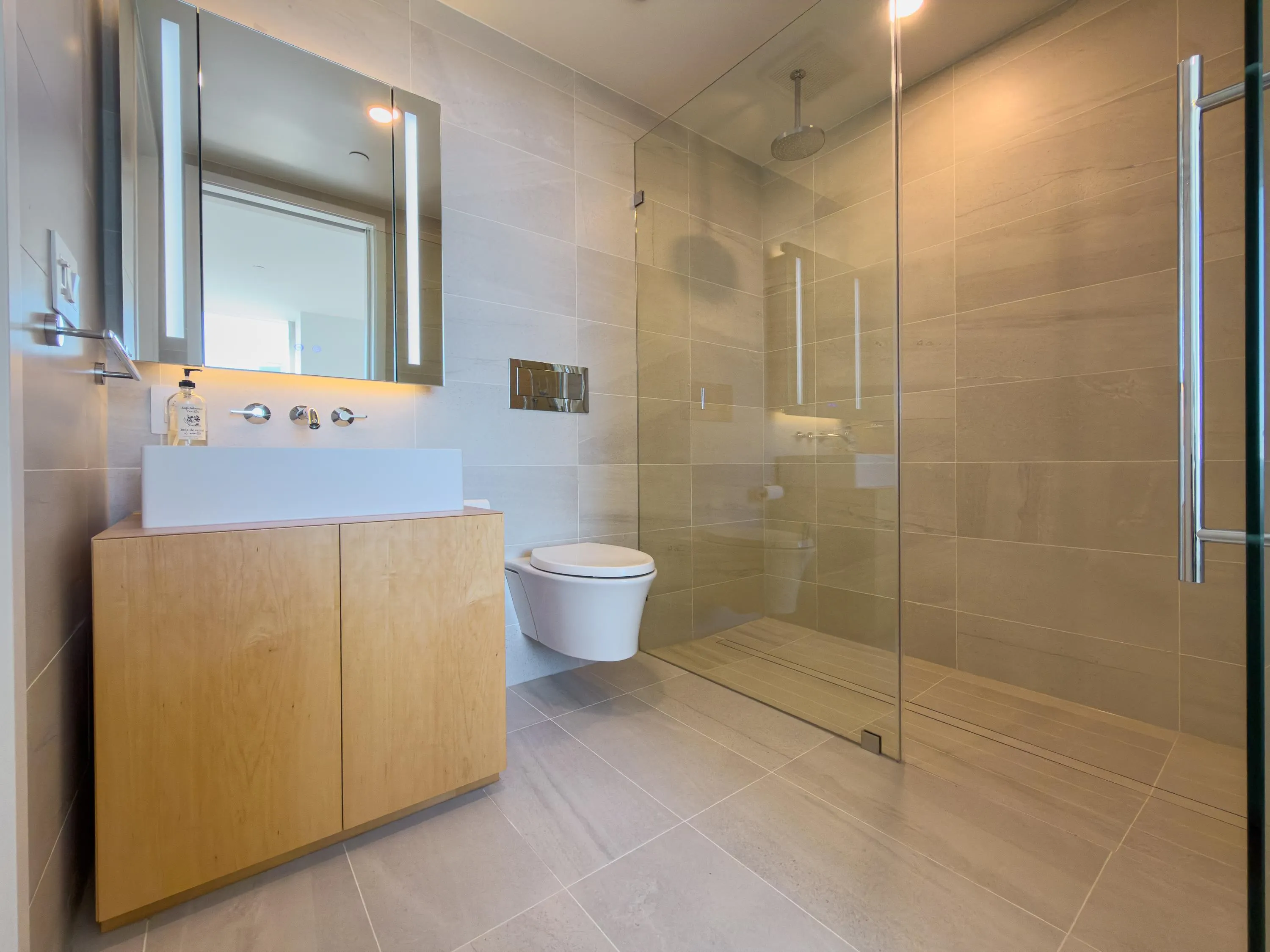 3403 1568 Alberni Street