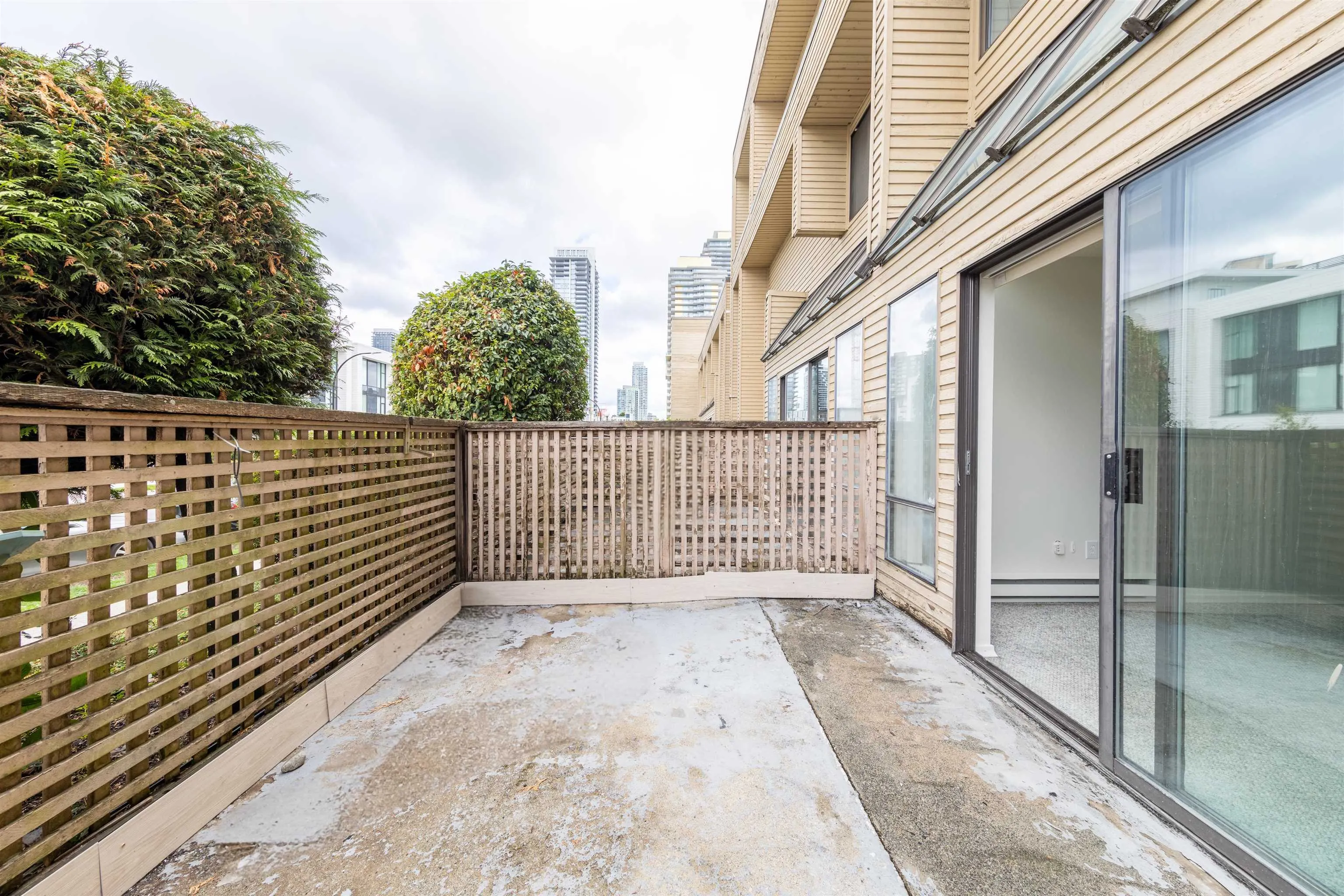 109 6460 Cassie Avenue