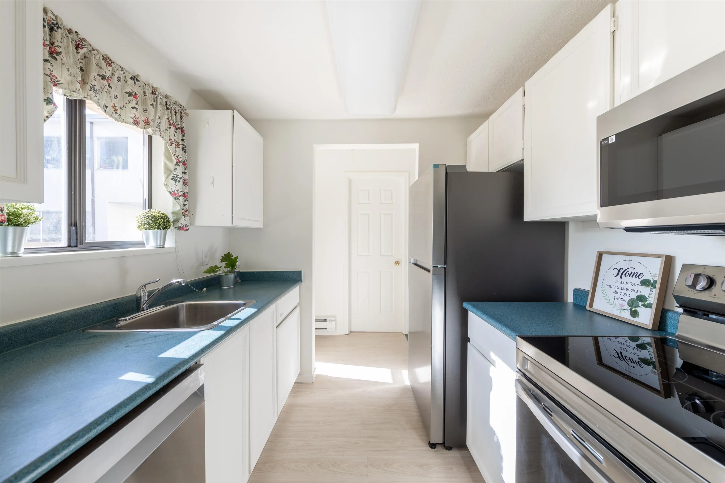 109 6460 Cassie Avenue