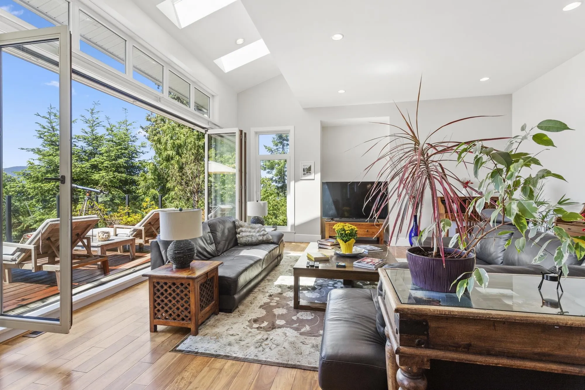 220 Panorama Road