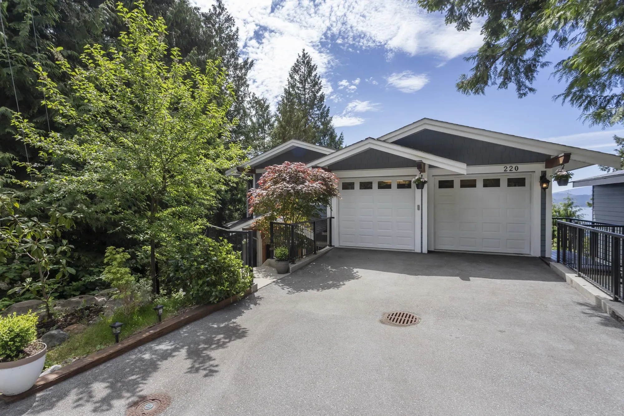 220 Panorama Road