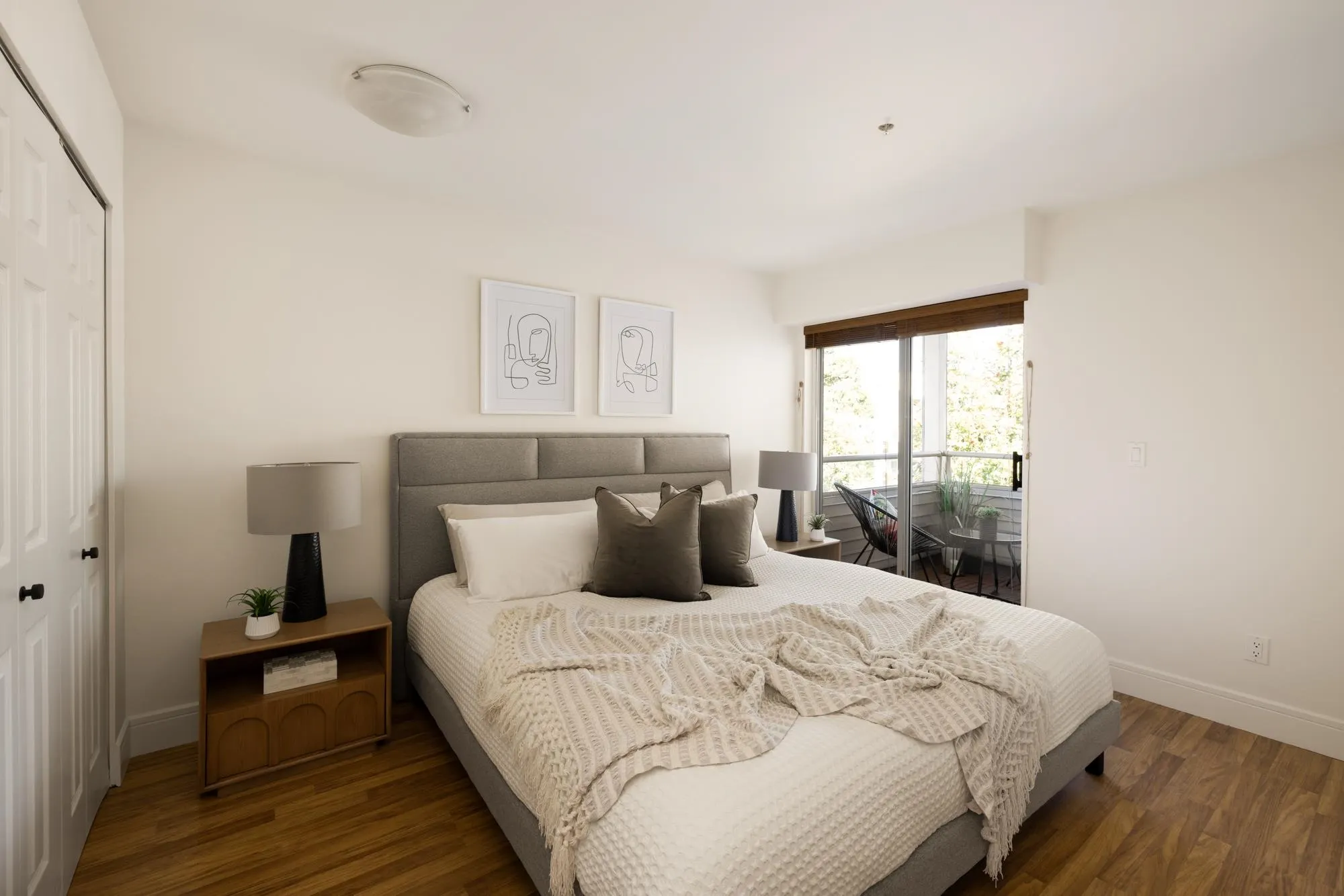 303 788 E 8th Avenue