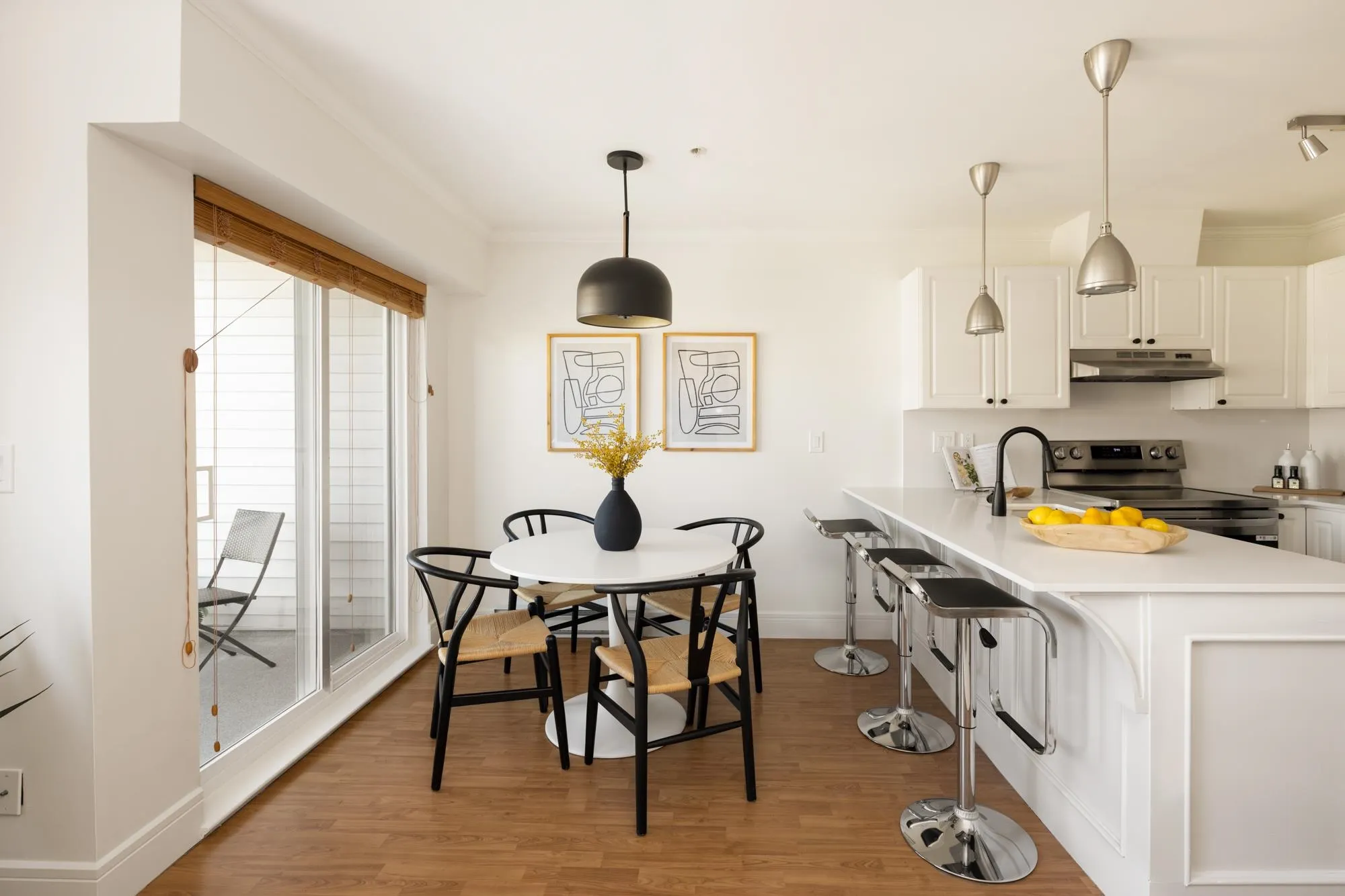 303 788 E 8th Avenue