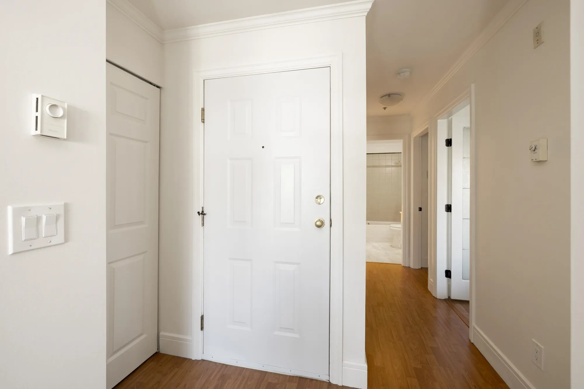 303 788 E 8th Avenue